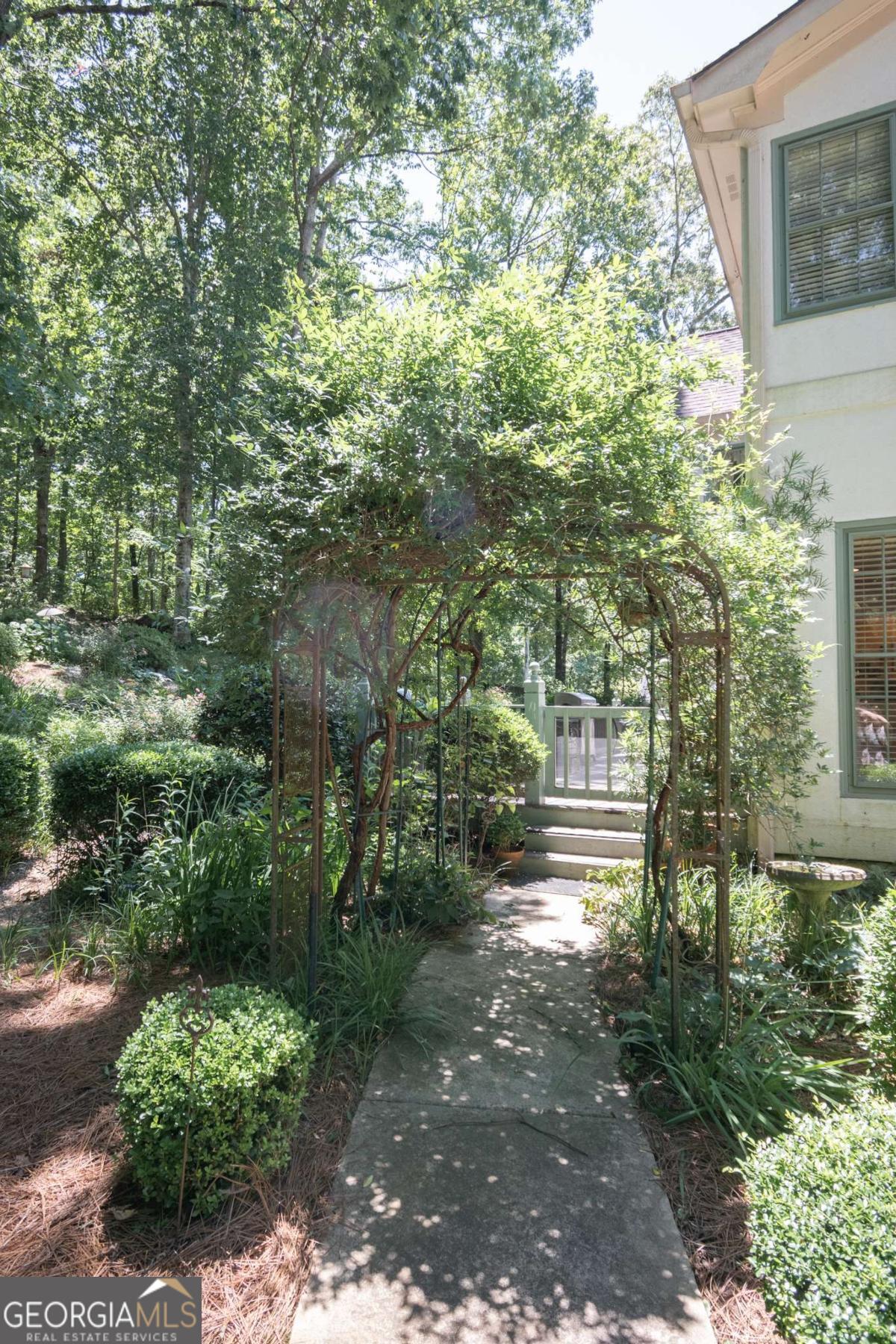 Athens, Georgia, 30606, United States, 4 Bedrooms Bedrooms, ,3 BathroomsBathrooms,Residential,For Sale,1826686