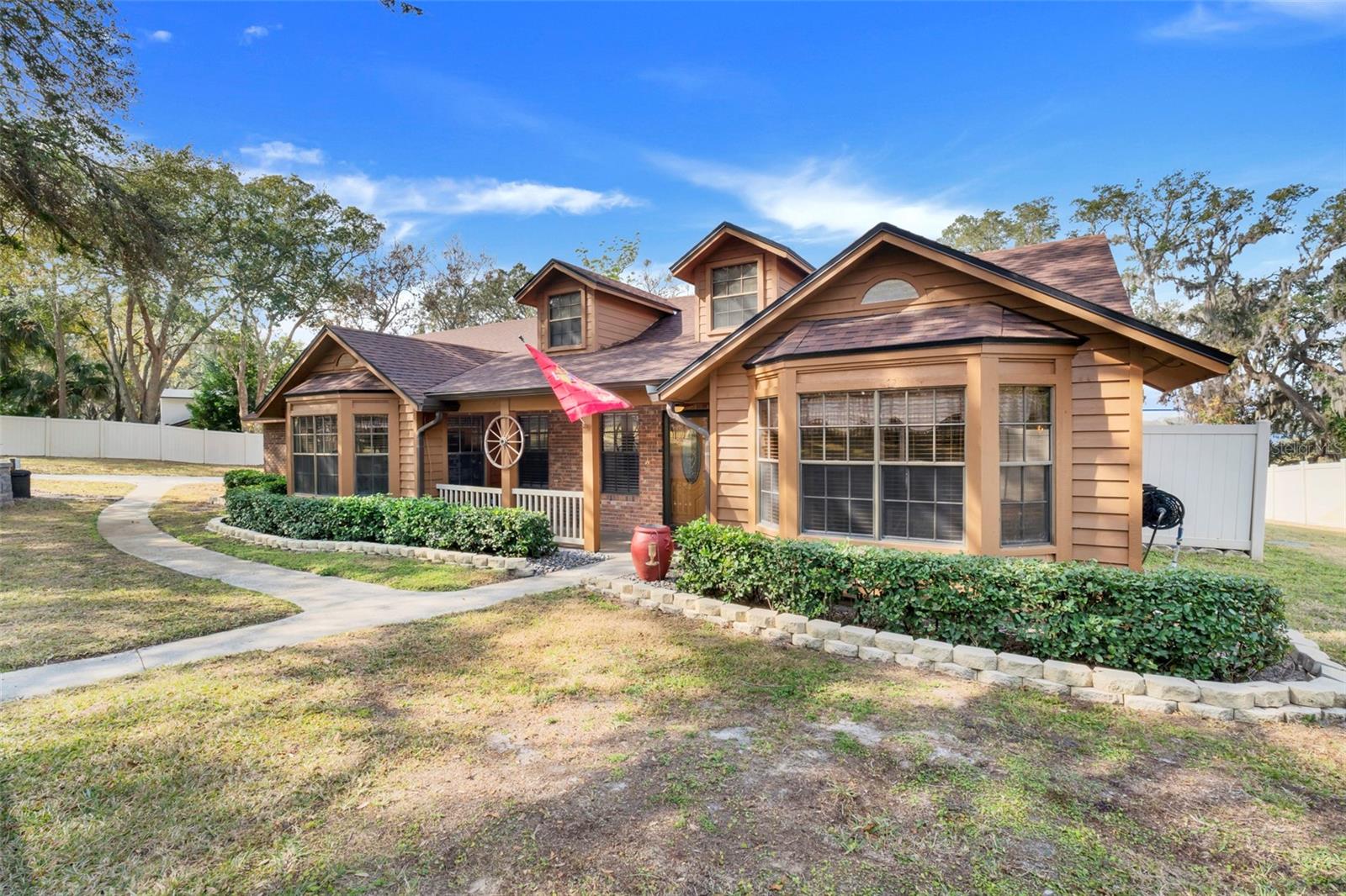 GROVELAND, Florida, 34736, United States, 4 Bedrooms Bedrooms, ,4 BathroomsBathrooms,Residential,For Sale,1695910