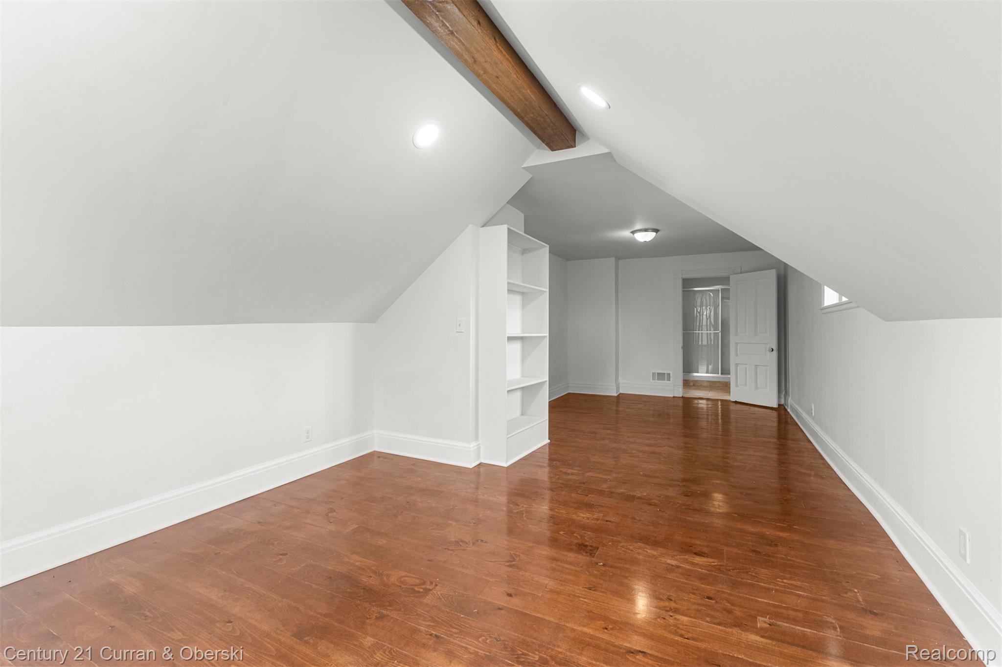 Westland, Michigan, 48185, United States, 3 Bedrooms Bedrooms, ,2 BathroomsBathrooms,Residential,For Sale,1985748