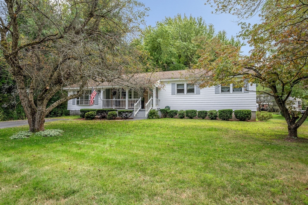 Tewksbury, Massachusetts, 01876, United States, 3 Bedrooms Bedrooms, ,1 BathroomBathrooms,Residential,For Sale,1973769