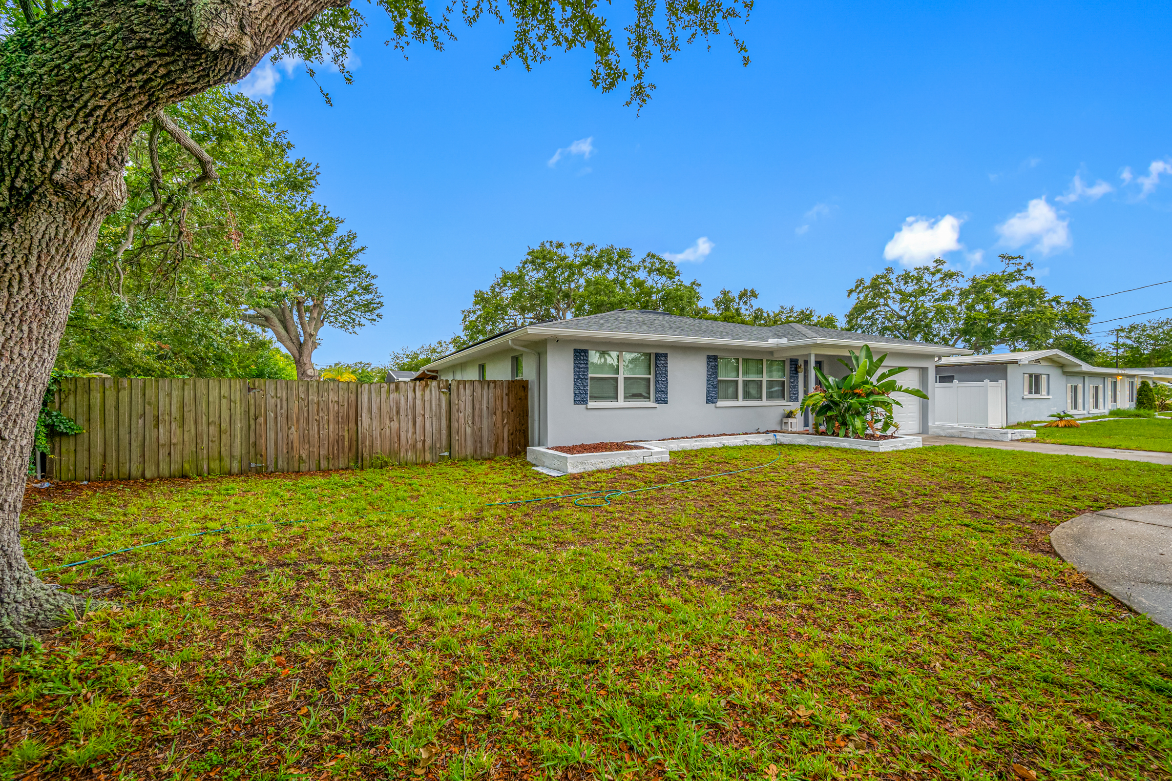 Clearwater, Florida, 33764, United States, 3 Bedrooms Bedrooms, ,2 BathroomsBathrooms,Residential,For Sale,1879424