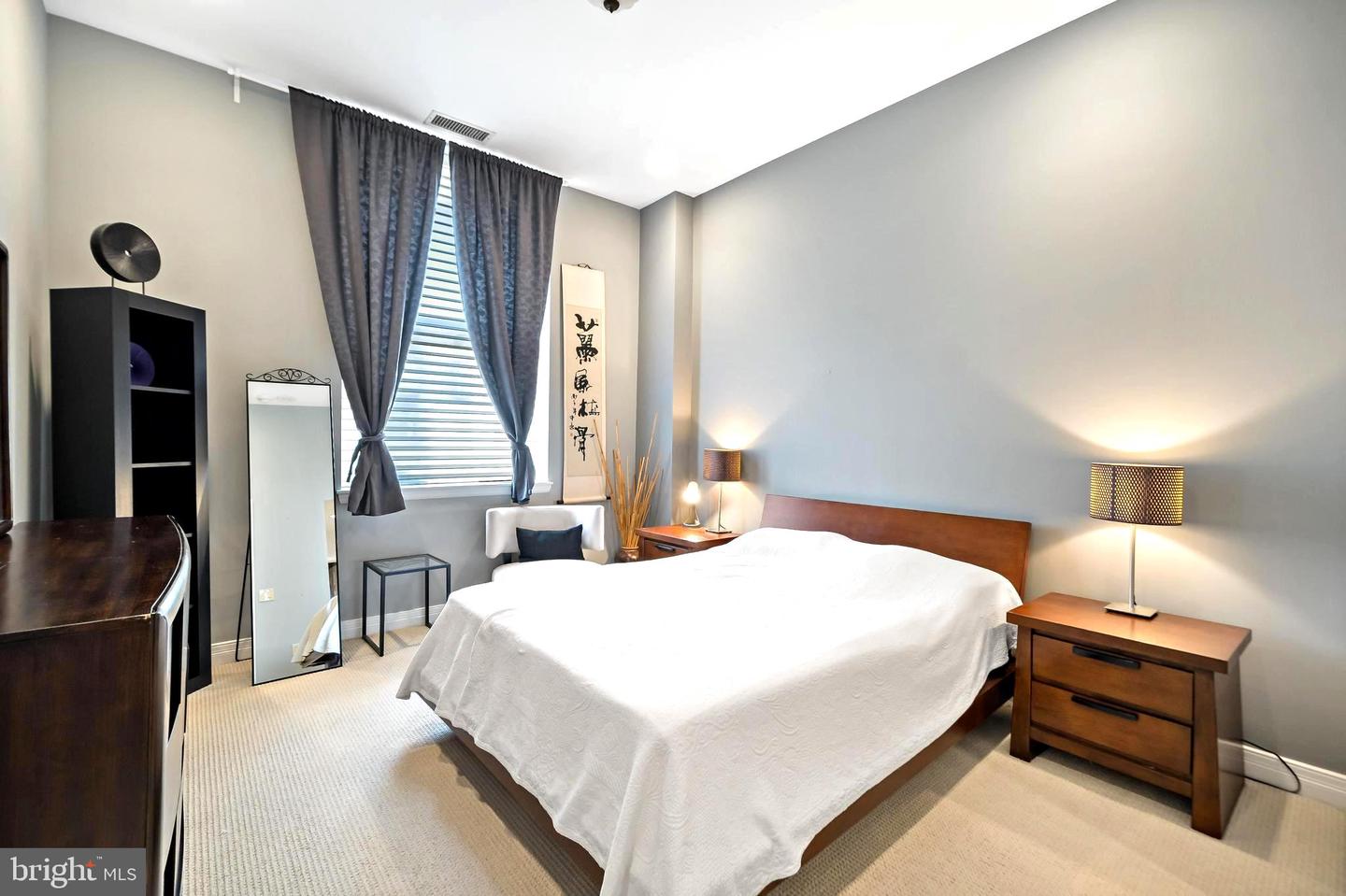 Philadelphia, Pennsylvania, 19103, United States, 2 Bedrooms Bedrooms, ,2 BathroomsBathrooms,Residential,For Sale,1901854
