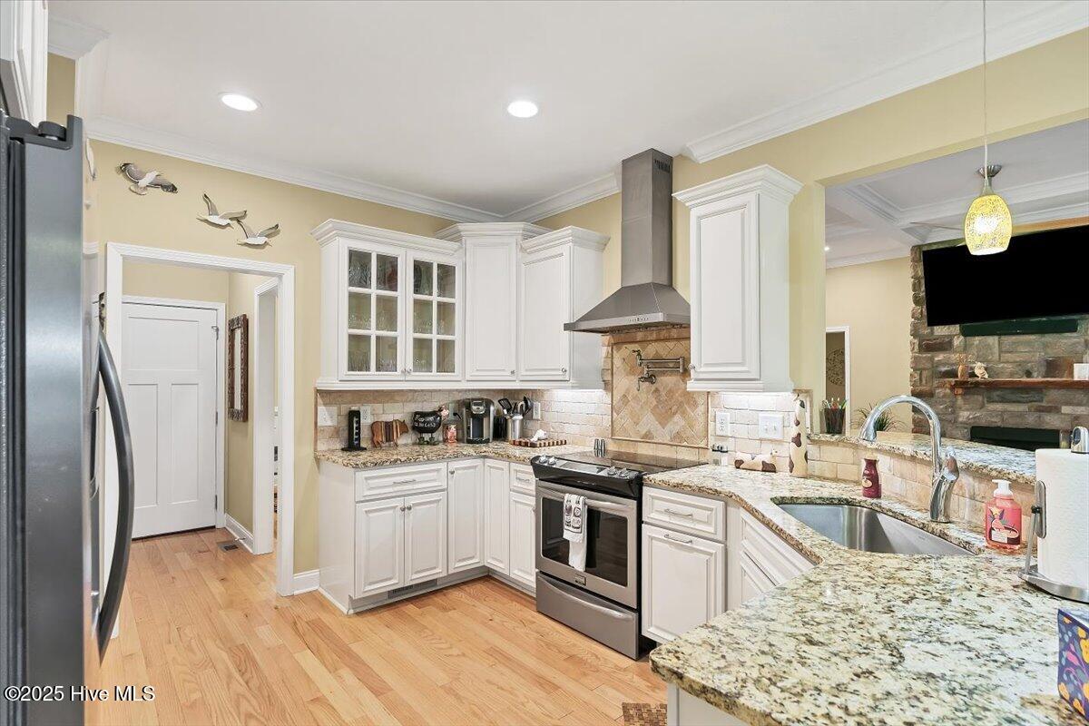 Pinehurst, North Carolina, 28374, United States, 5 Bedrooms Bedrooms, ,4 BathroomsBathrooms,Residential,For Sale,1917646