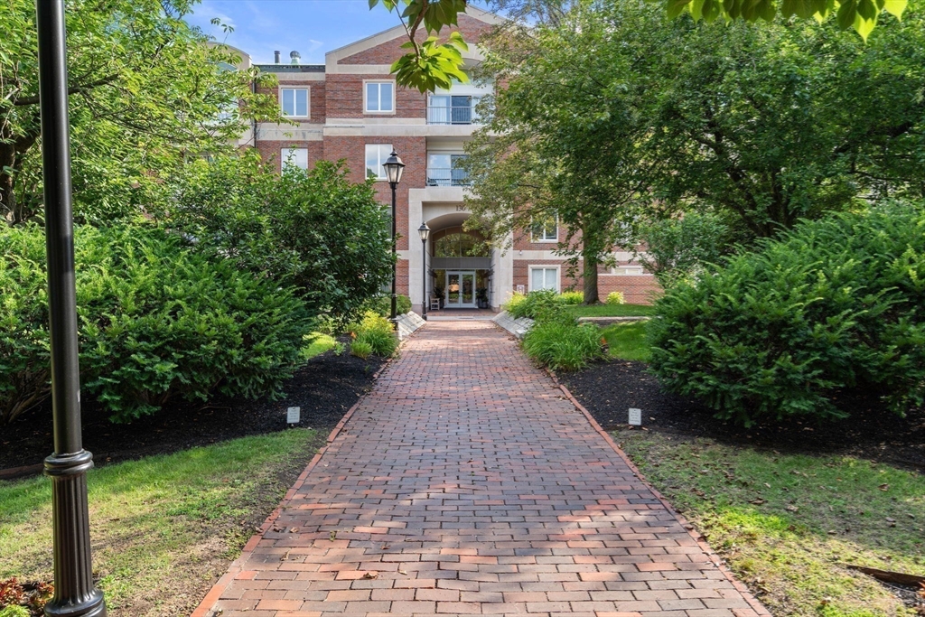Cambridge, Massachusetts, 02138, United States, 1 Bedroom Bedrooms, ,1 BathroomBathrooms,Residential,For Sale,1883124