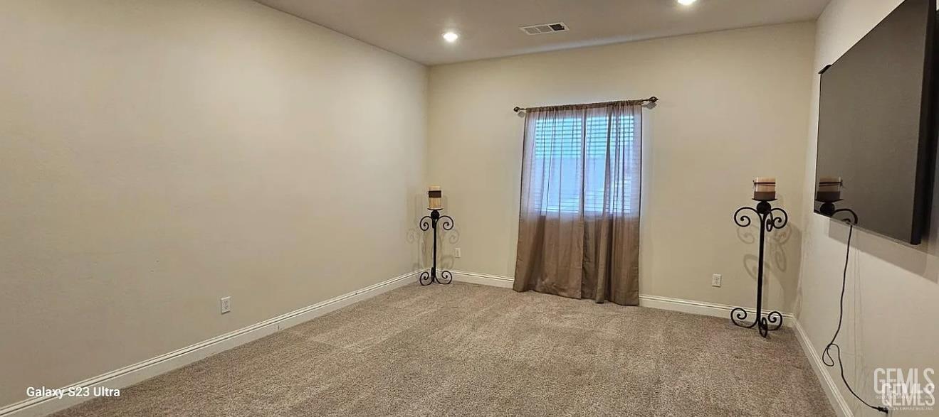 Shafter, California, 93263, United States, 5 Bedrooms Bedrooms, ,4 BathroomsBathrooms,Residential,For Sale,2006305