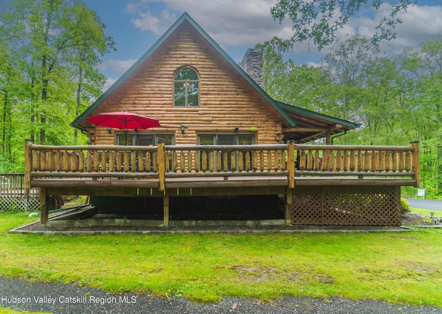 New Paltz, New York, 12561, United States, 3 Bedrooms Bedrooms, ,3 BathroomsBathrooms,Residential,For Sale,1873617