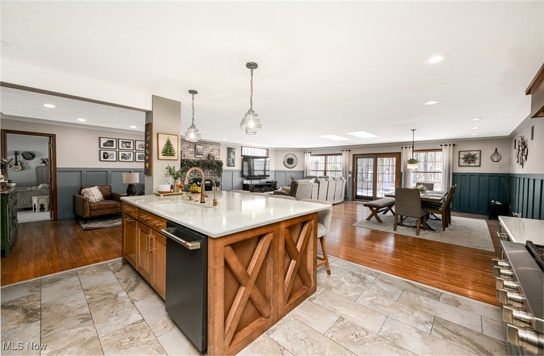 Massillon, Ohio, 44646, United States, 5 Bedrooms Bedrooms, ,4 BathroomsBathrooms,Residential,For Sale,2012066