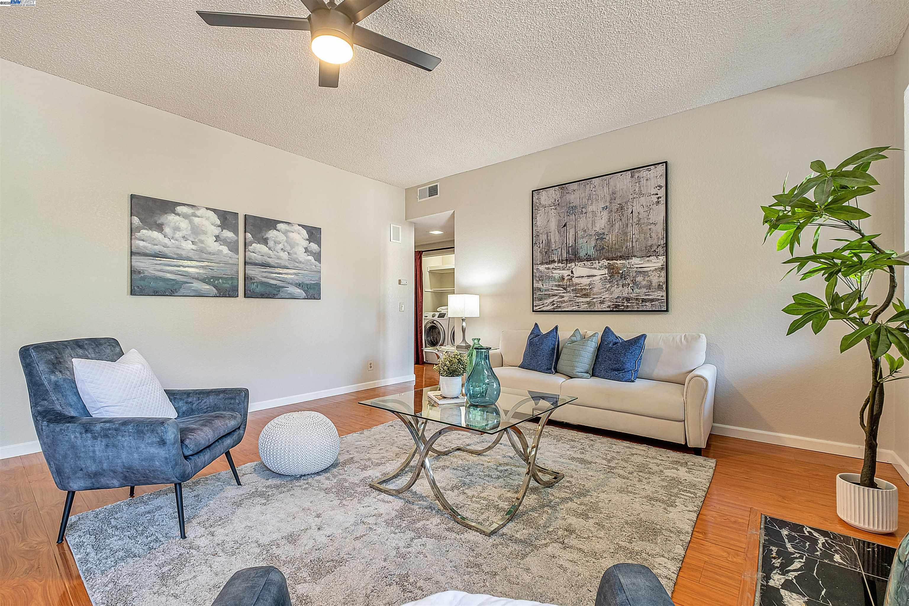 Fremont, California, 94536, United States, 2 Bedrooms Bedrooms, ,2 BathroomsBathrooms,Residential,For Sale,1911508