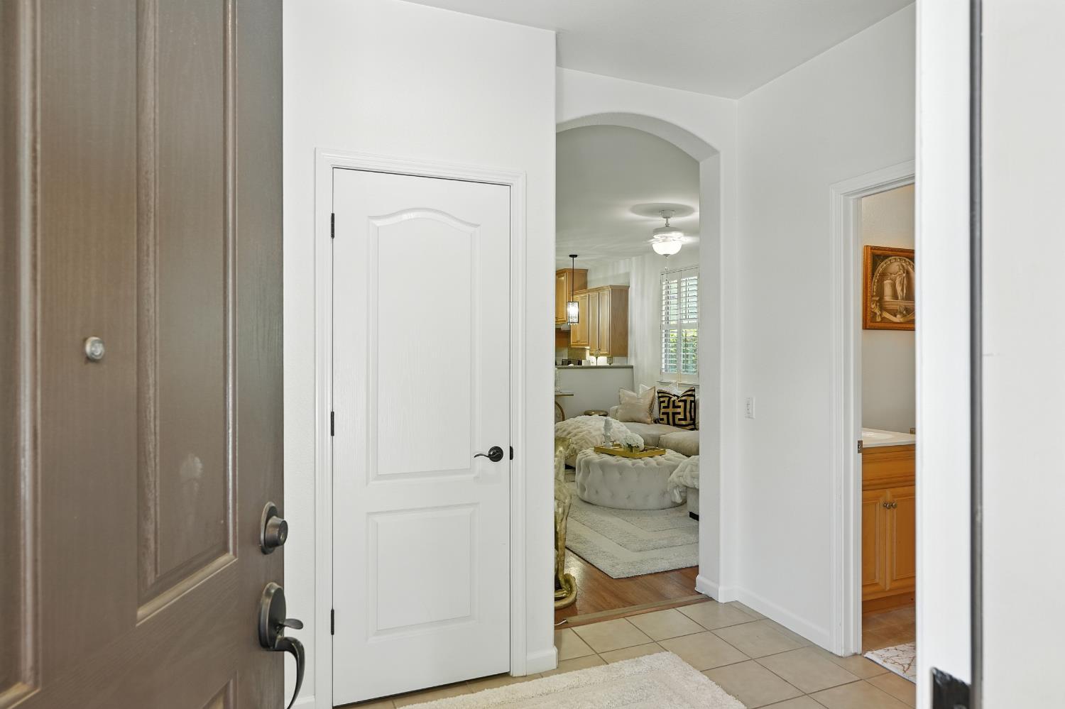 Roseville, California, 95747, United States, 2 Bedrooms Bedrooms, ,2 BathroomsBathrooms,Residential,For Sale,1918071