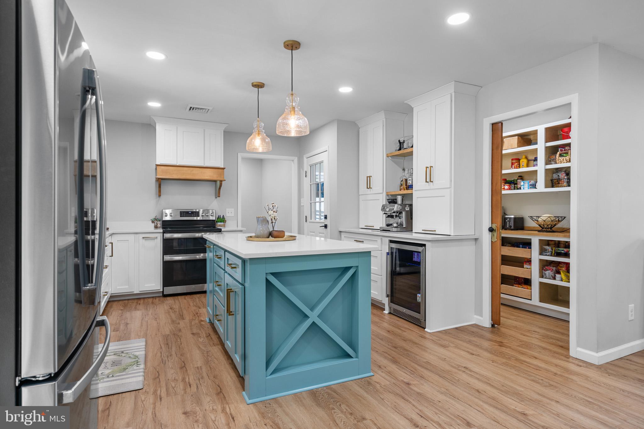 Hollywood, Maryland, 20636, United States, 3 Bedrooms Bedrooms, ,2 BathroomsBathrooms,Residential,For Sale,1935690