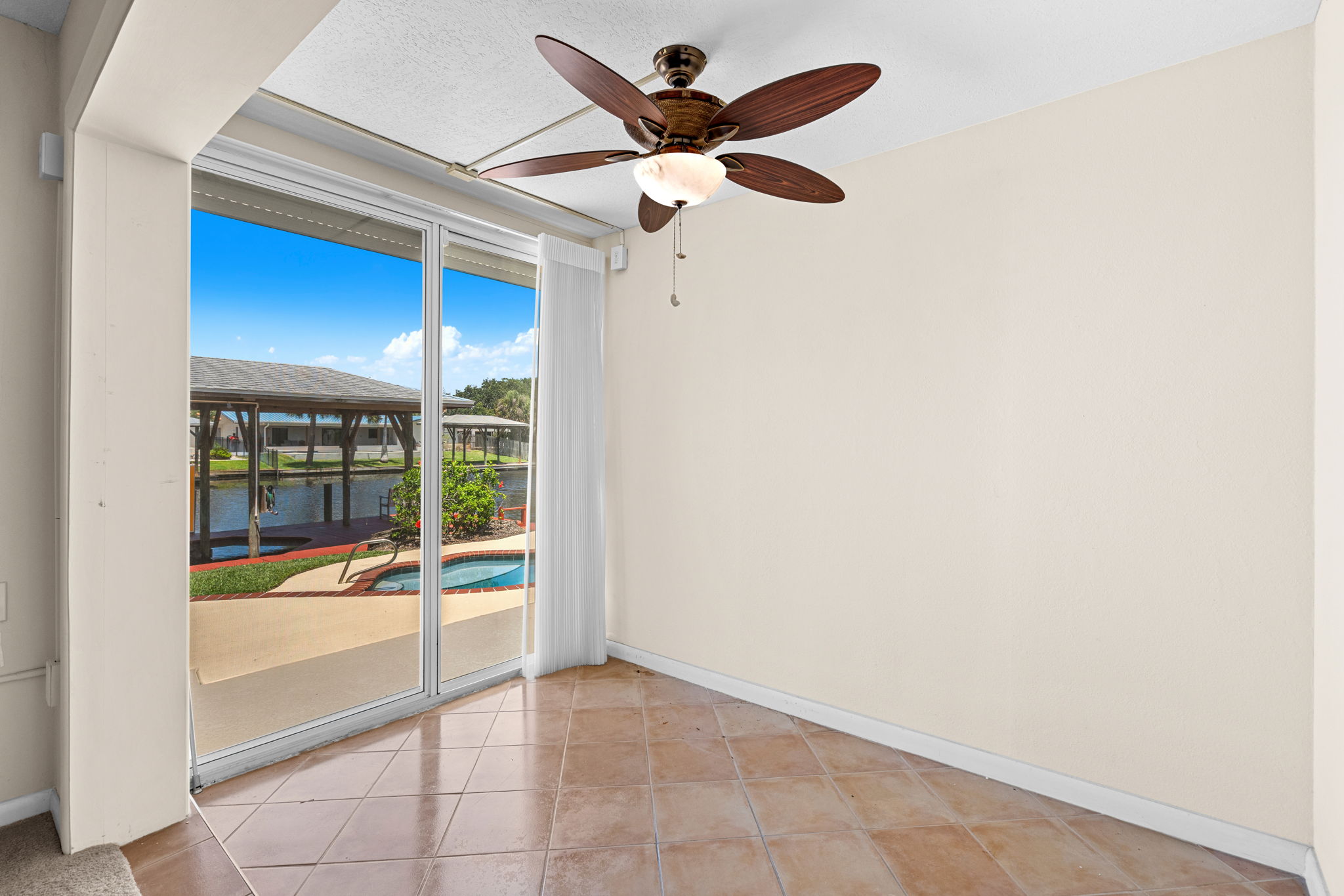  27 Westview Lane, Cocoa Beach, FL, 32931 - 物件實景