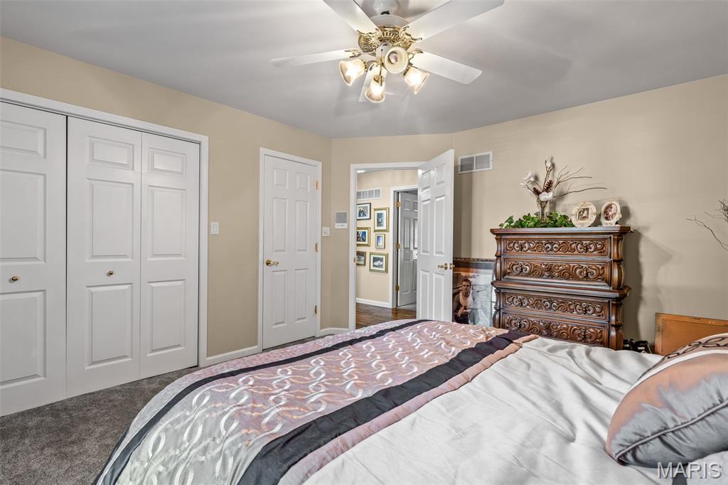 Farmington, Missouri, 63640, United States, 3 Bedrooms Bedrooms, ,3 BathroomsBathrooms,Residential,For Sale,1942281