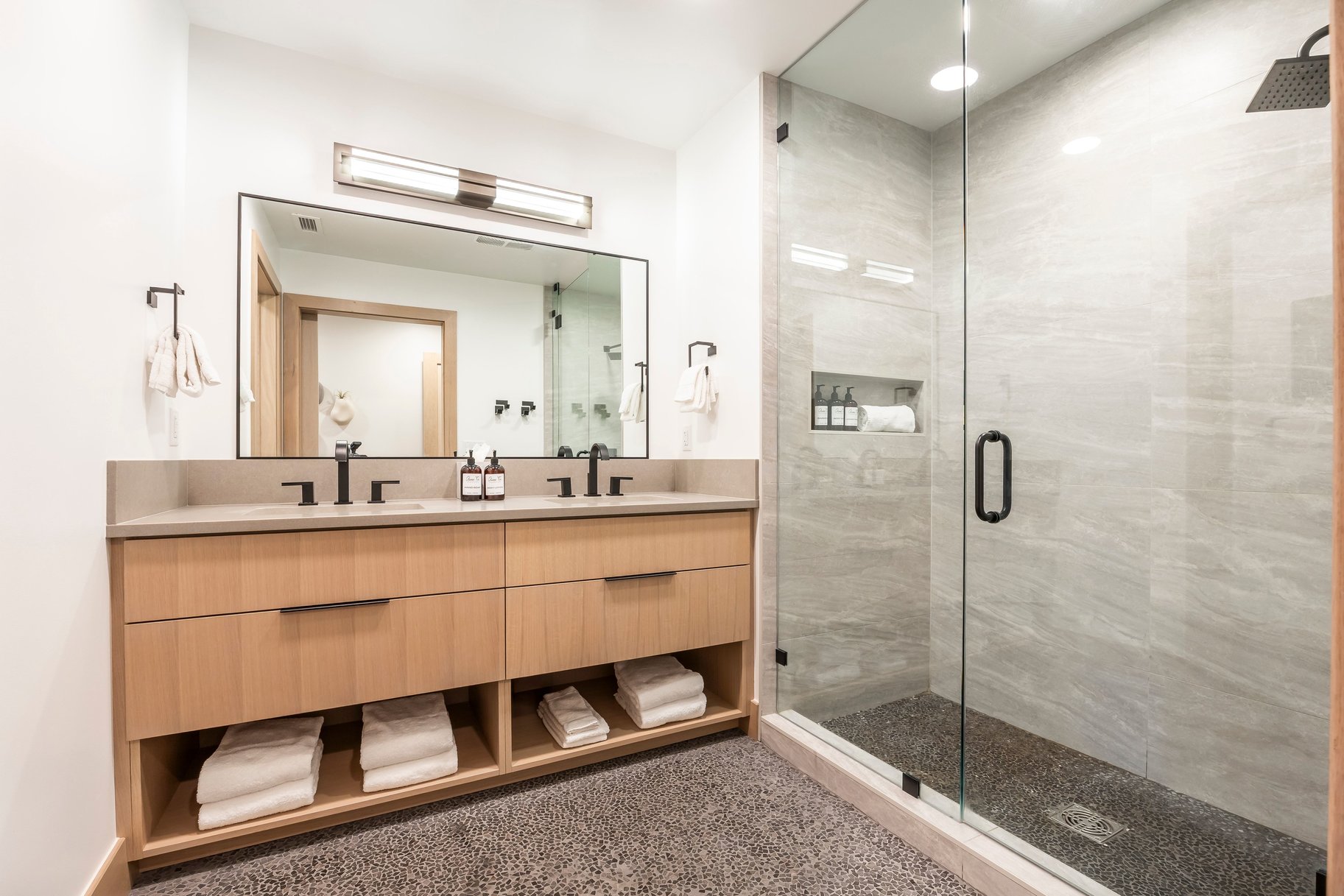  Light-Filled Turnkey Ski-In/Ski-Out Luxury Residence in Park City - 物件實景