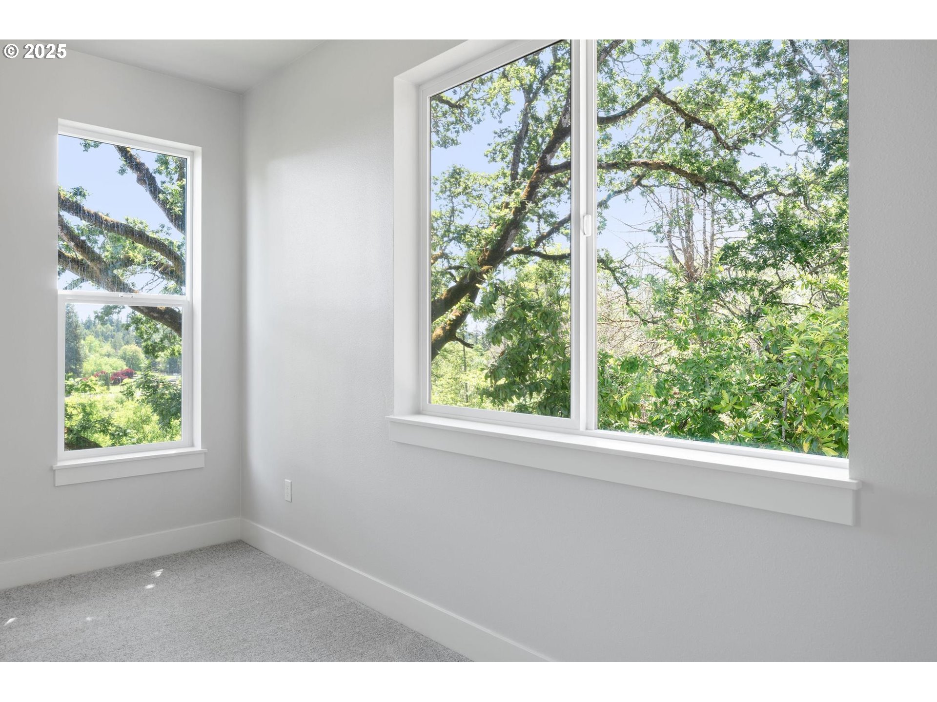 Tigard, Oregon, 97224, United States, 3 Bedrooms Bedrooms, ,2 BathroomsBathrooms,Residential,For Sale,1837175