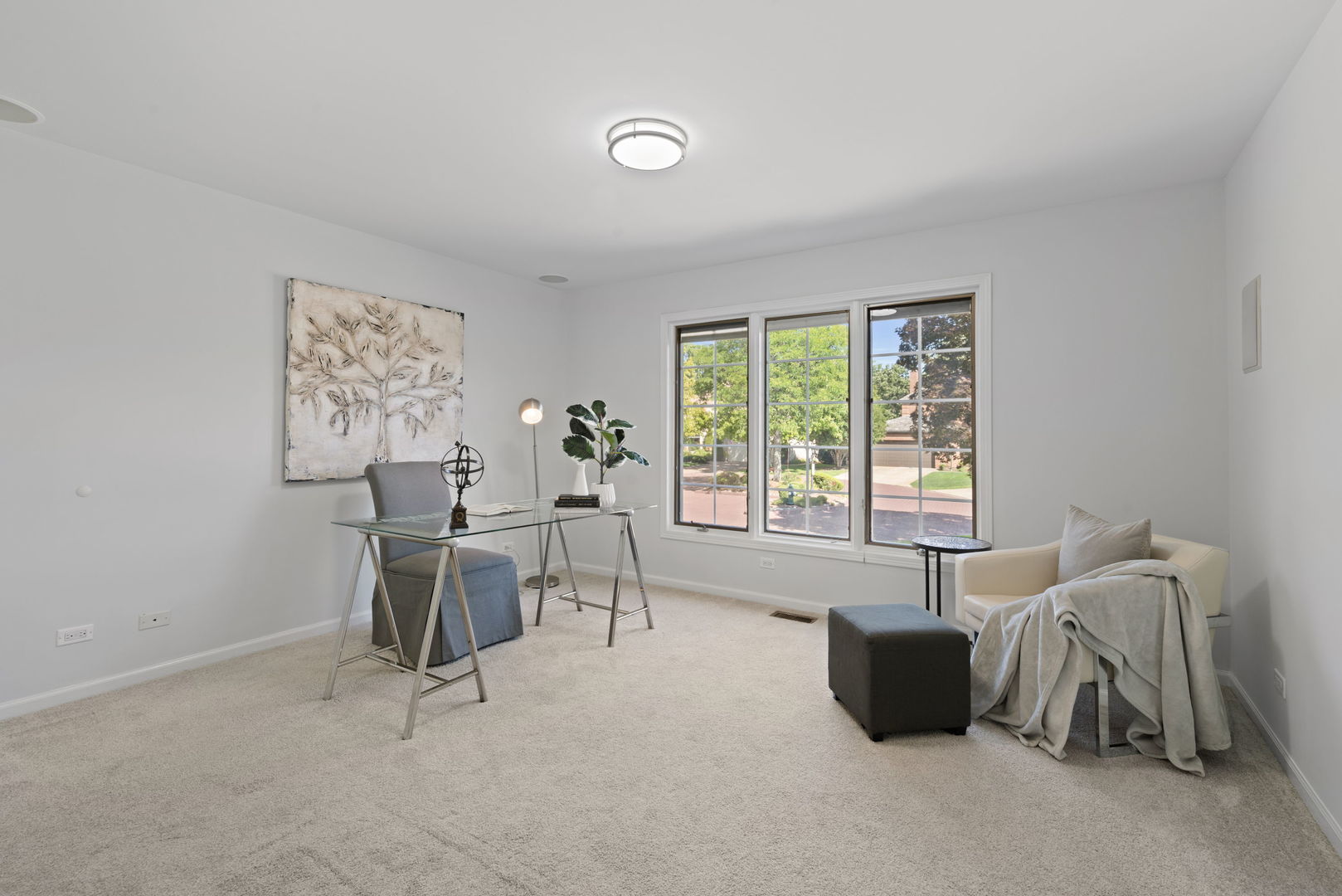 Oak Brook, Illinois, 60523, United States, 7 Bedrooms Bedrooms, ,5 BathroomsBathrooms,Residential,For Sale,1990925