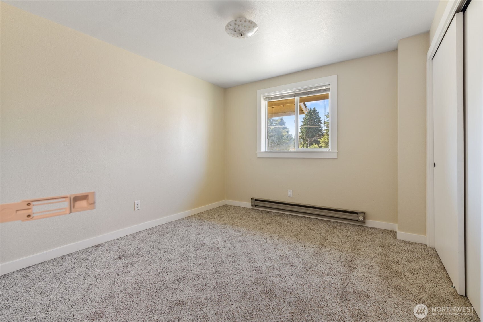 Olympia, Washington, 98512, United States, 3 Bedrooms Bedrooms, ,2 BathroomsBathrooms,Residential,For Sale,1944726