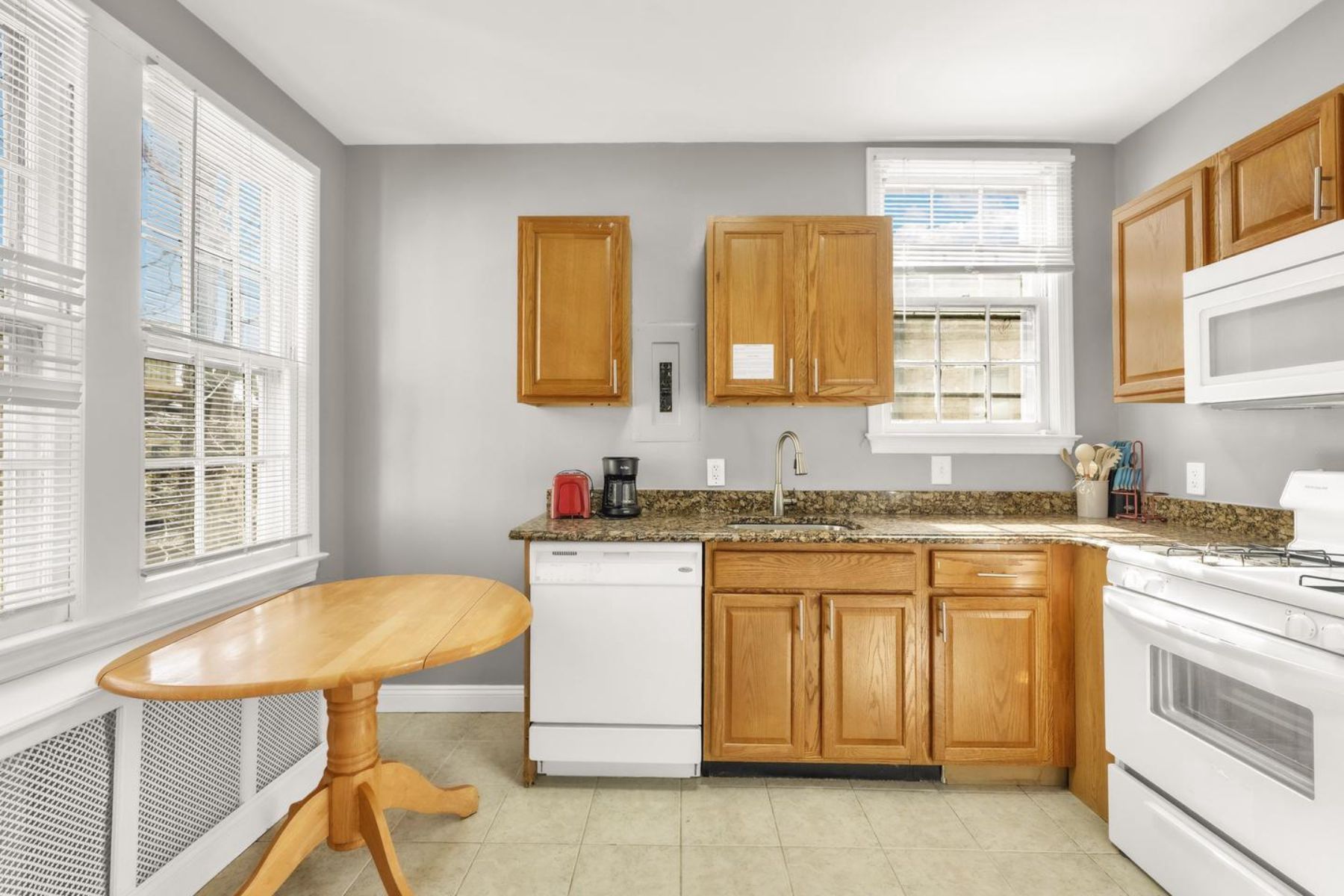  323 Maryland Avenue NE, Washington, DC, 20002 - 物件實景