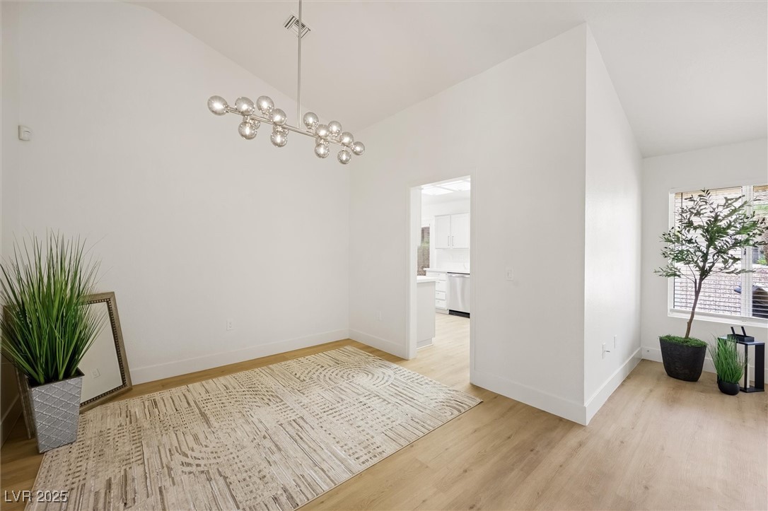 Las Vegas, Nevada, 89134, United States, 2 Bedrooms Bedrooms, ,2 BathroomsBathrooms,Residential,For Sale,1896521