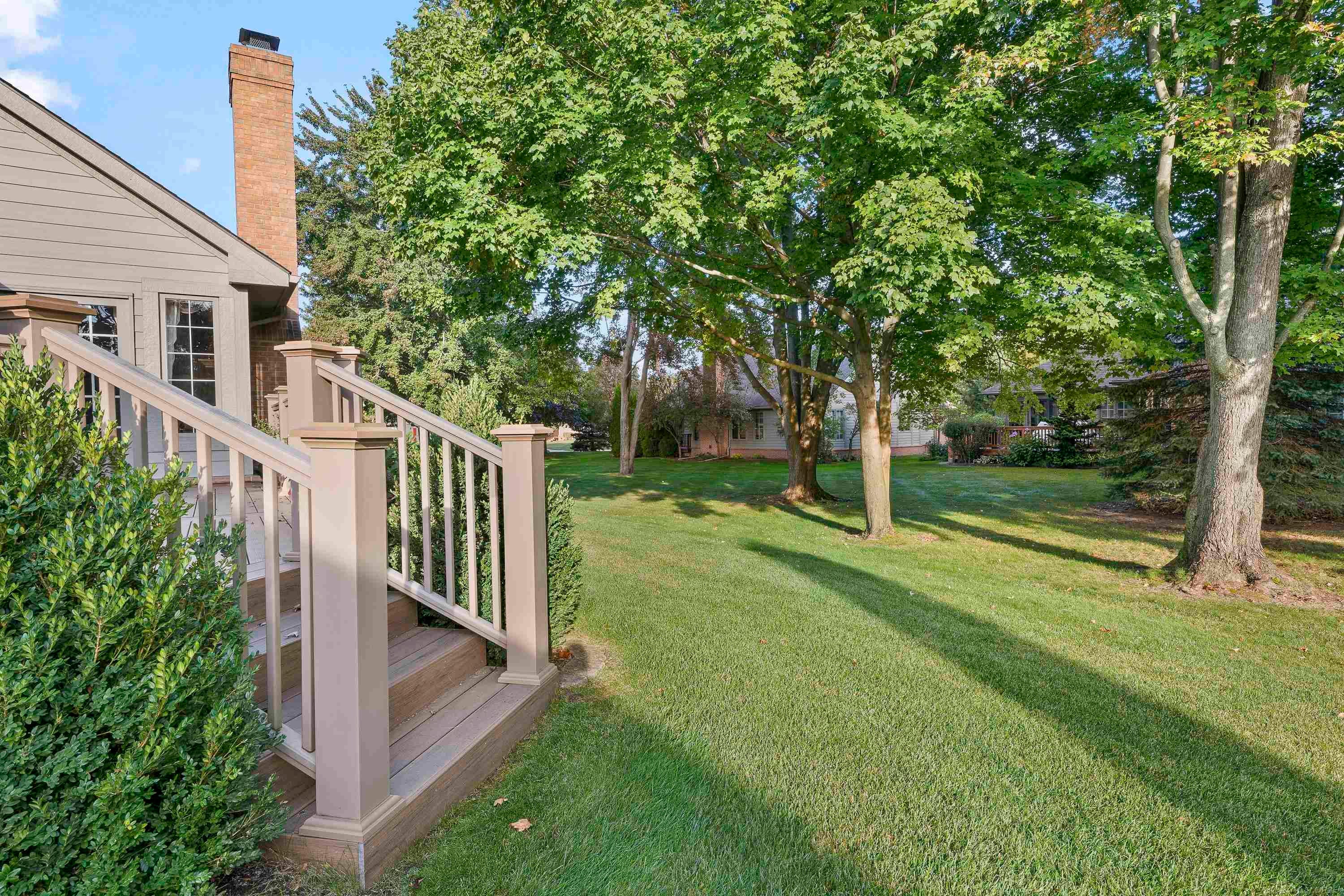 Rochester Hills, Michigan, 48307, United States, 2 Bedrooms Bedrooms, ,4 BathroomsBathrooms,Residential,For Sale,1979749