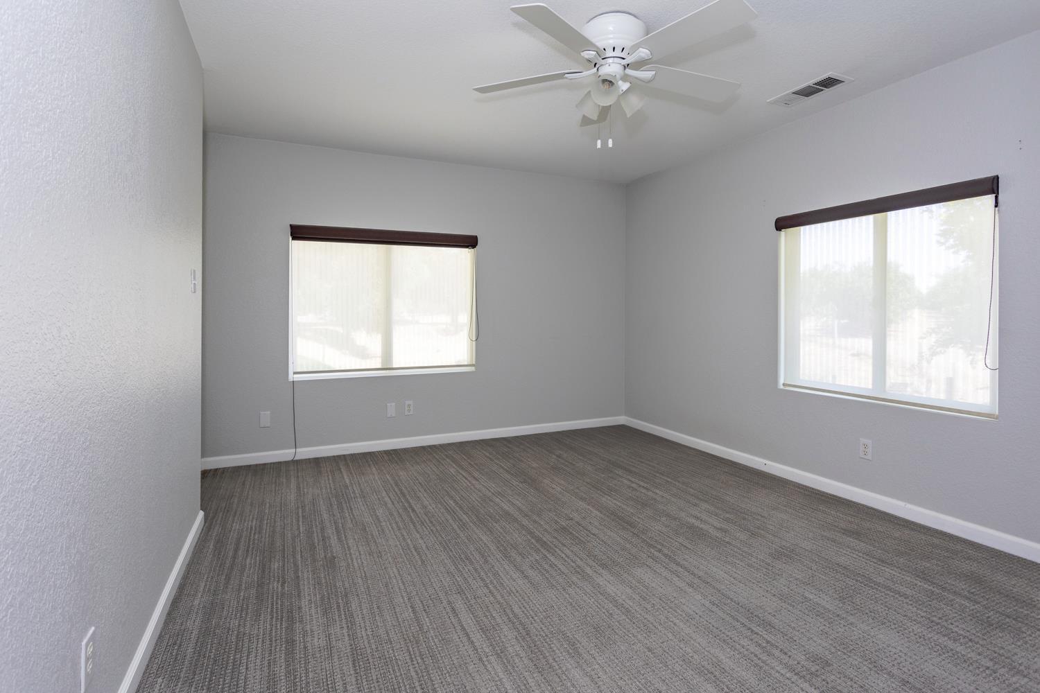 Oakdale, California, 95361, United States, 3 Bedrooms Bedrooms, ,2 BathroomsBathrooms,Residential,For Sale,1982799