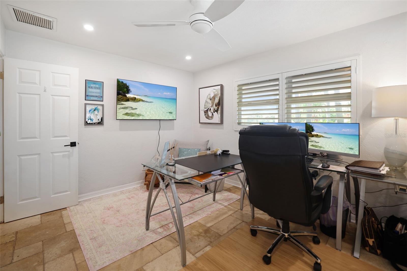 St. Petersburg, Florida, 33707, United States, 3 Bedrooms Bedrooms, ,2 BathroomsBathrooms,Residential,For Sale,1978831