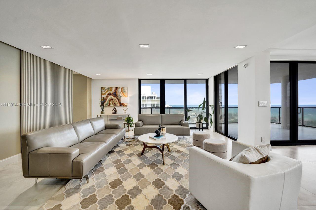 Aventura, Florida, 33180, United States, 4 Bedrooms Bedrooms, ,3 BathroomsBathrooms,Residential,For Sale,1989570