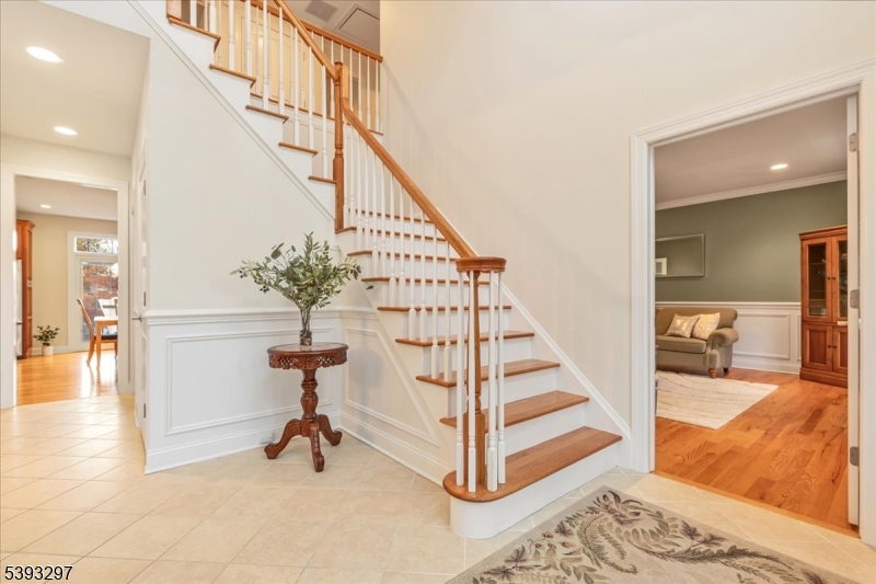 Edison Twp., New Jersey, 08820, United States, 5 Bedrooms Bedrooms, ,4 BathroomsBathrooms,Residential,For Sale,1989591