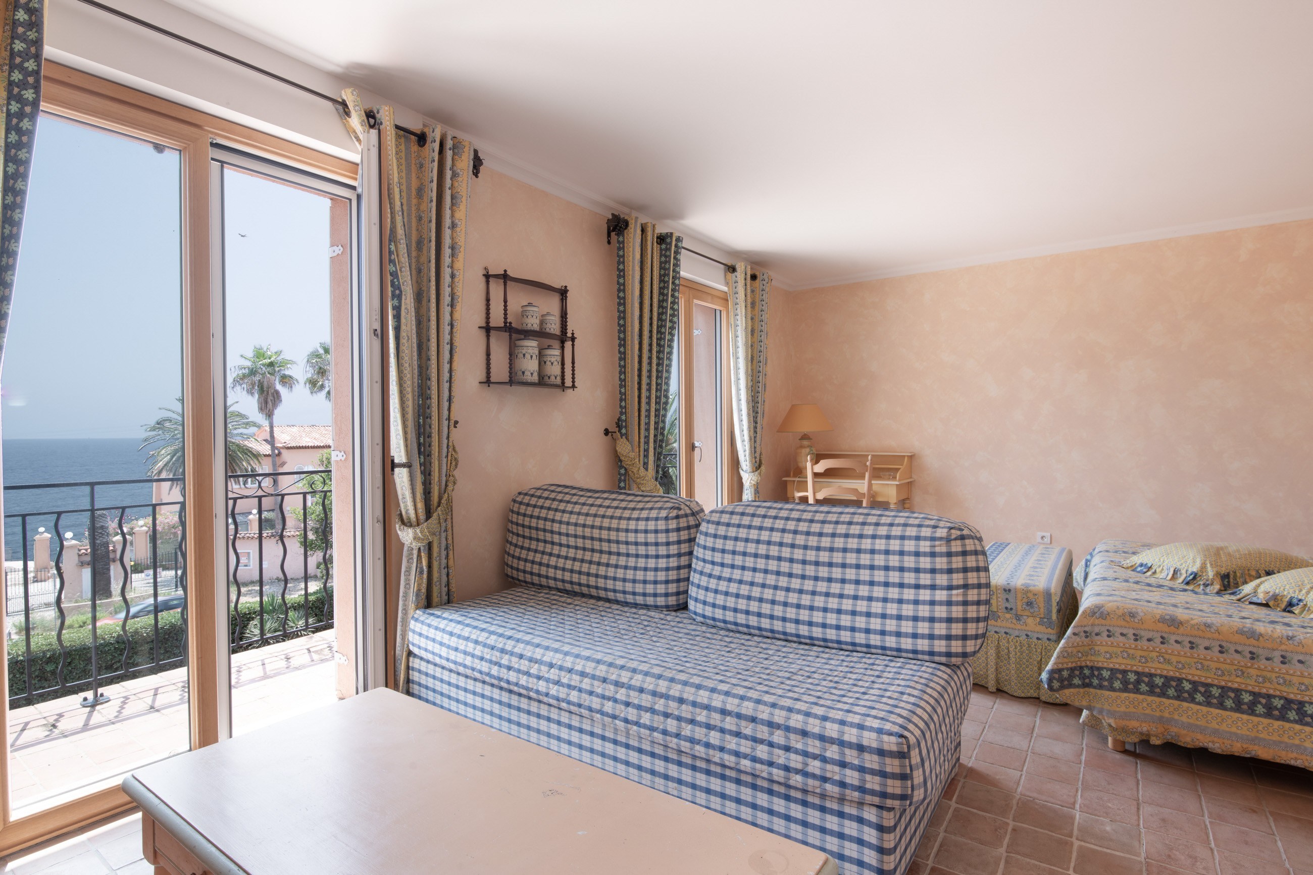  Les Issambres property 650 sqm 10 bedroom 50m from sea redevelopment opportunit… - 物件實景