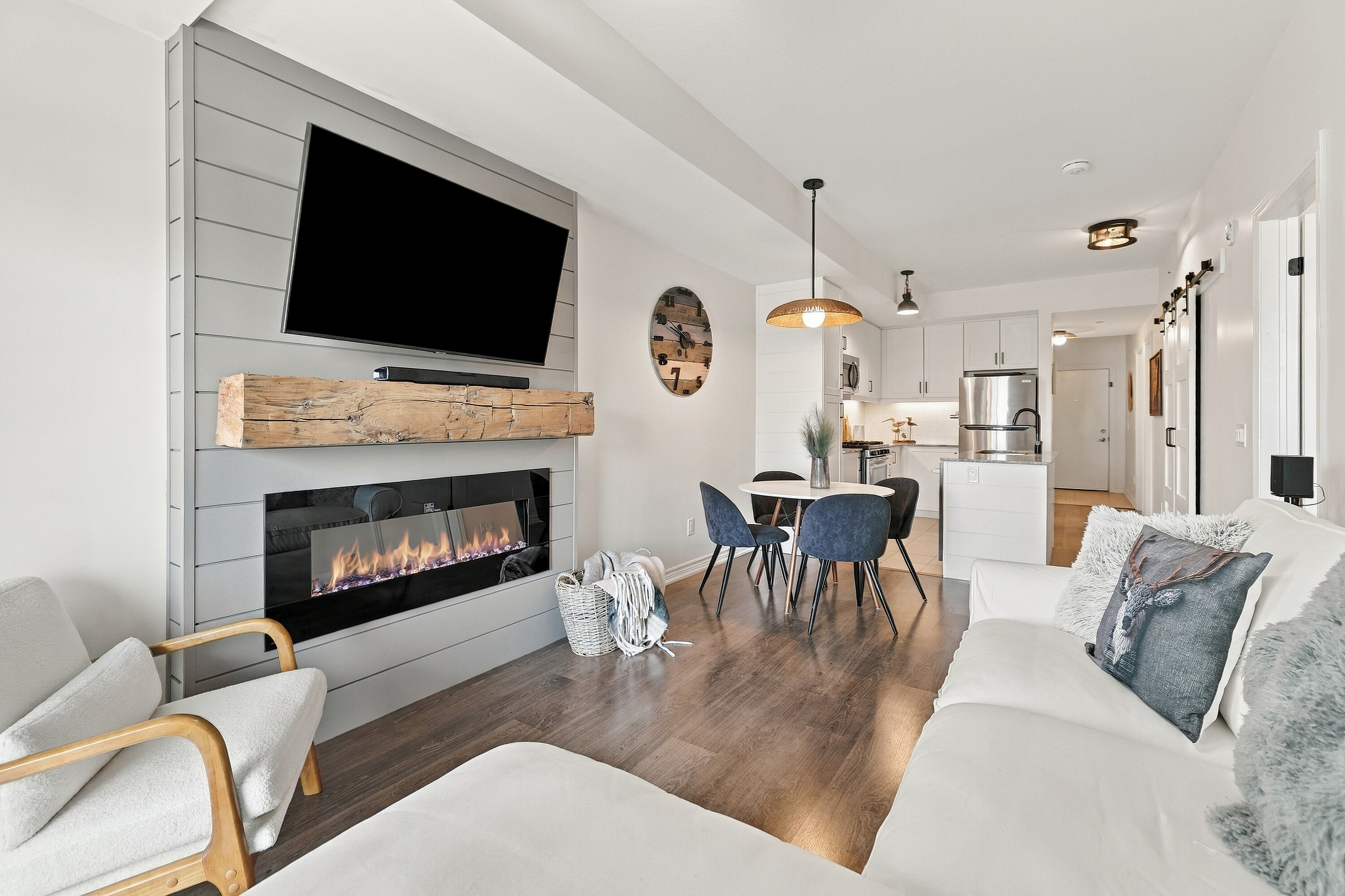  Charming Collingwood Condo - 物件實景