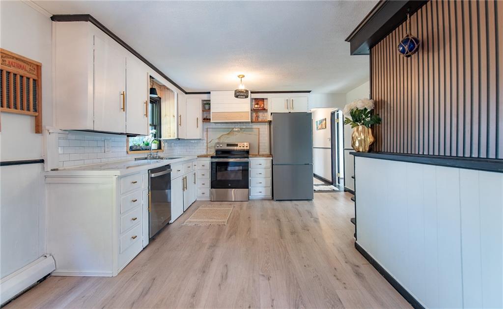 North Attleboro, Massachusetts, 02760, United States, 3 Bedrooms Bedrooms, ,1 BathroomBathrooms,Residential,For Sale,1975317