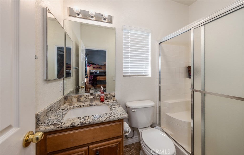 Highland, California, 92346, United States, 5 Bedrooms Bedrooms, ,4 BathroomsBathrooms,Residential,For Sale,1977847