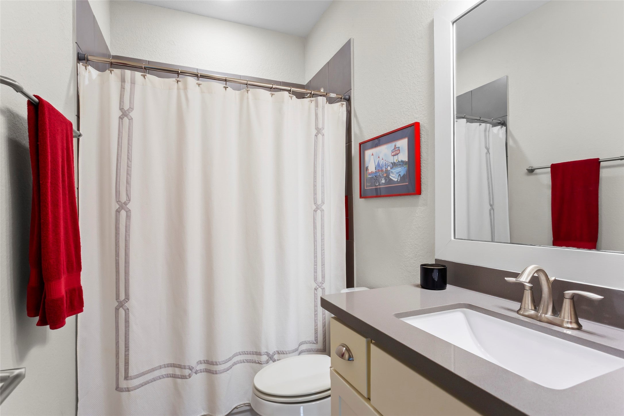 Rosenberg, Texas, 77469, United States, 4 Bedrooms Bedrooms, ,5 BathroomsBathrooms,Residential,For Sale,2010011