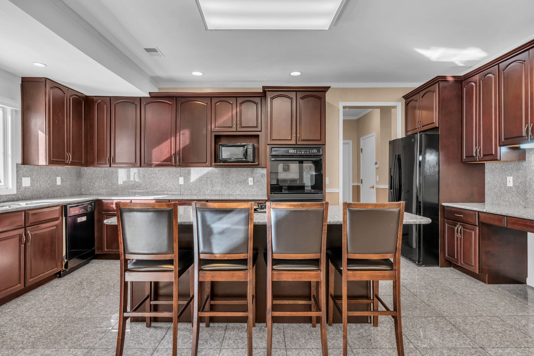  Luxury Multi-Generational Estate - 物件實景