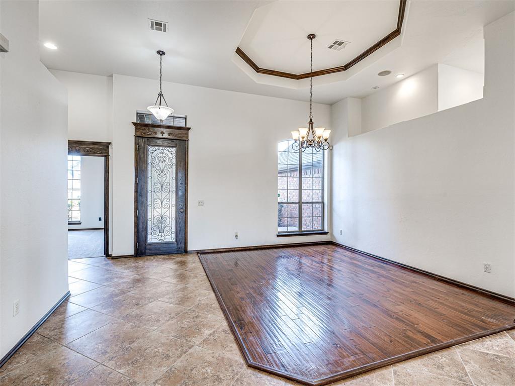 Edmond, Oklahoma, 73012, United States, 4 Bedrooms Bedrooms, ,3 BathroomsBathrooms,Residential,For Sale,1996470