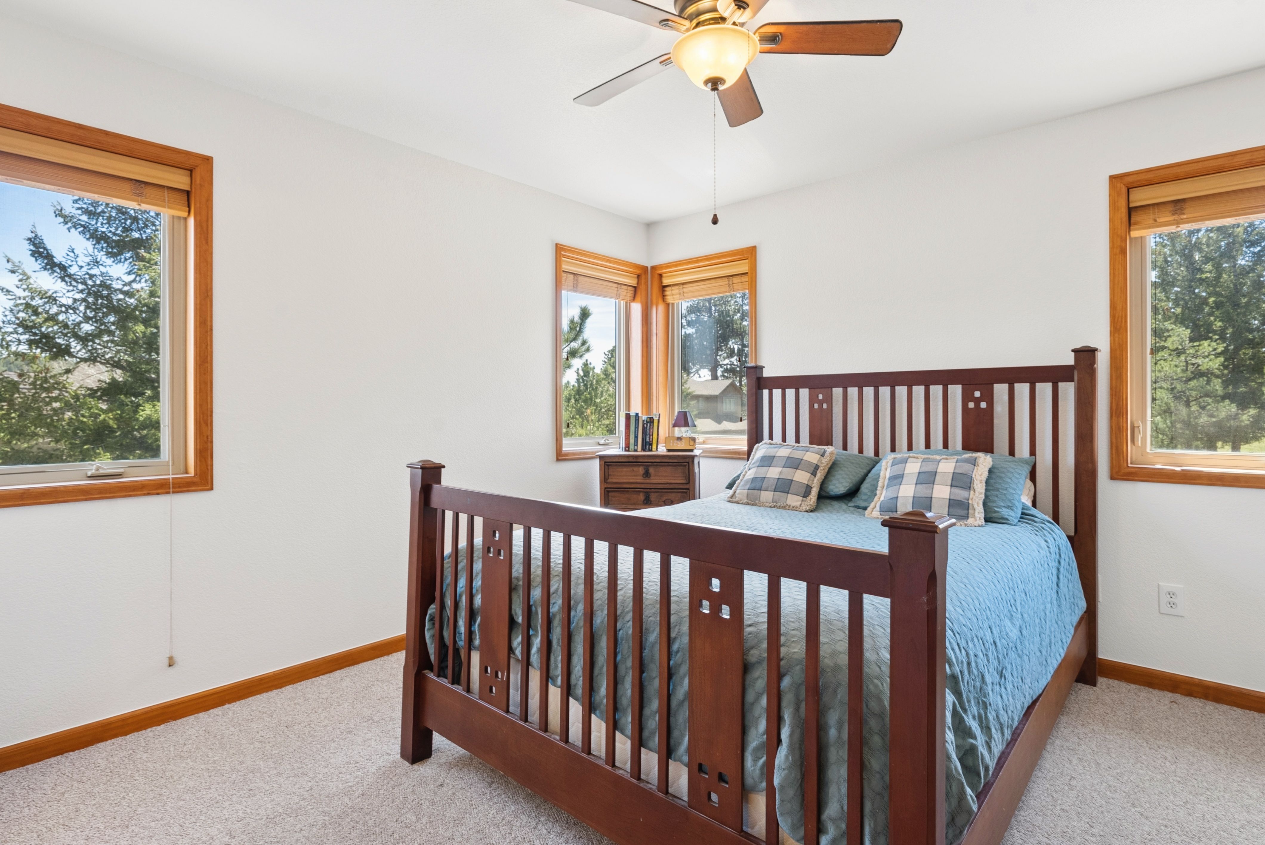  Comfort, Versatility & Evergreen Living - 物件實景