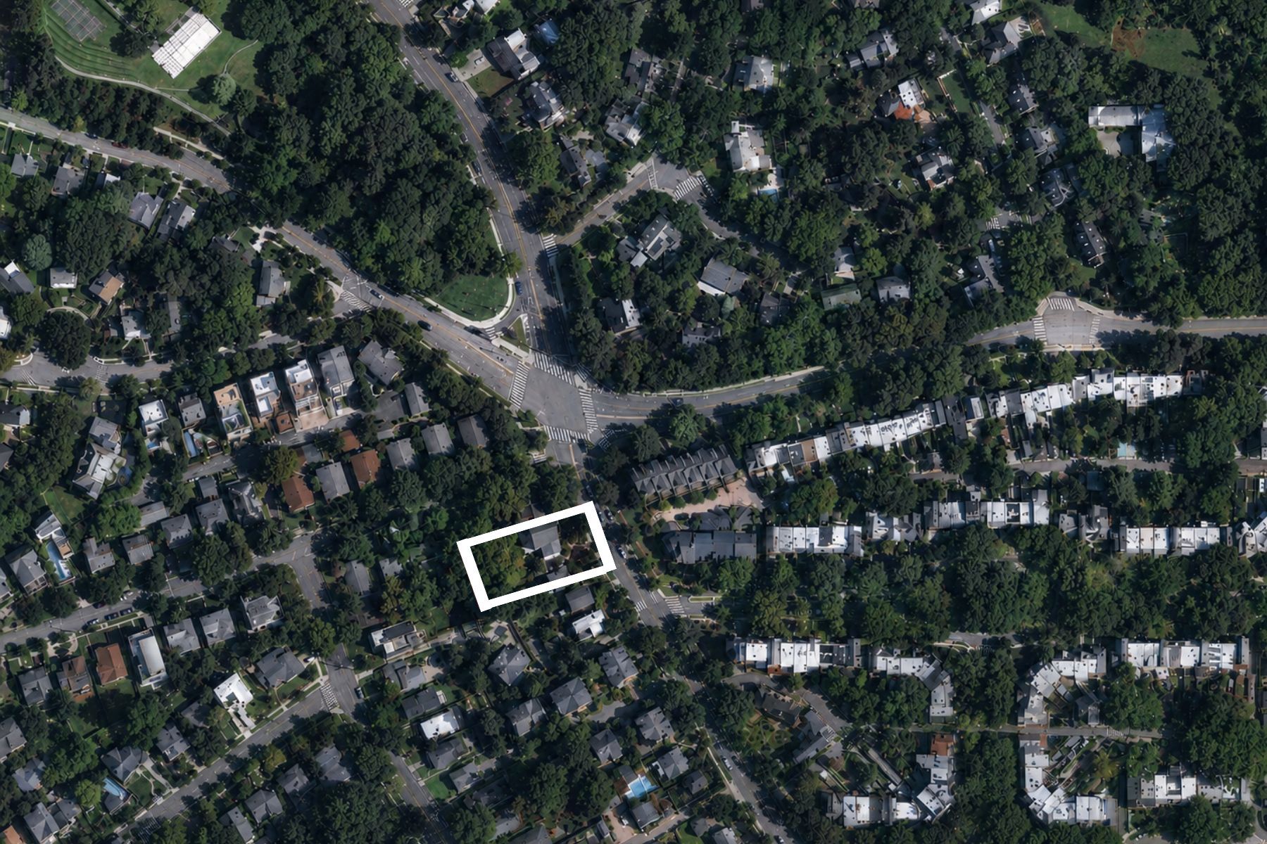  1656 Foxhall Road NW, Washington, DC, 20007 - 物件實景