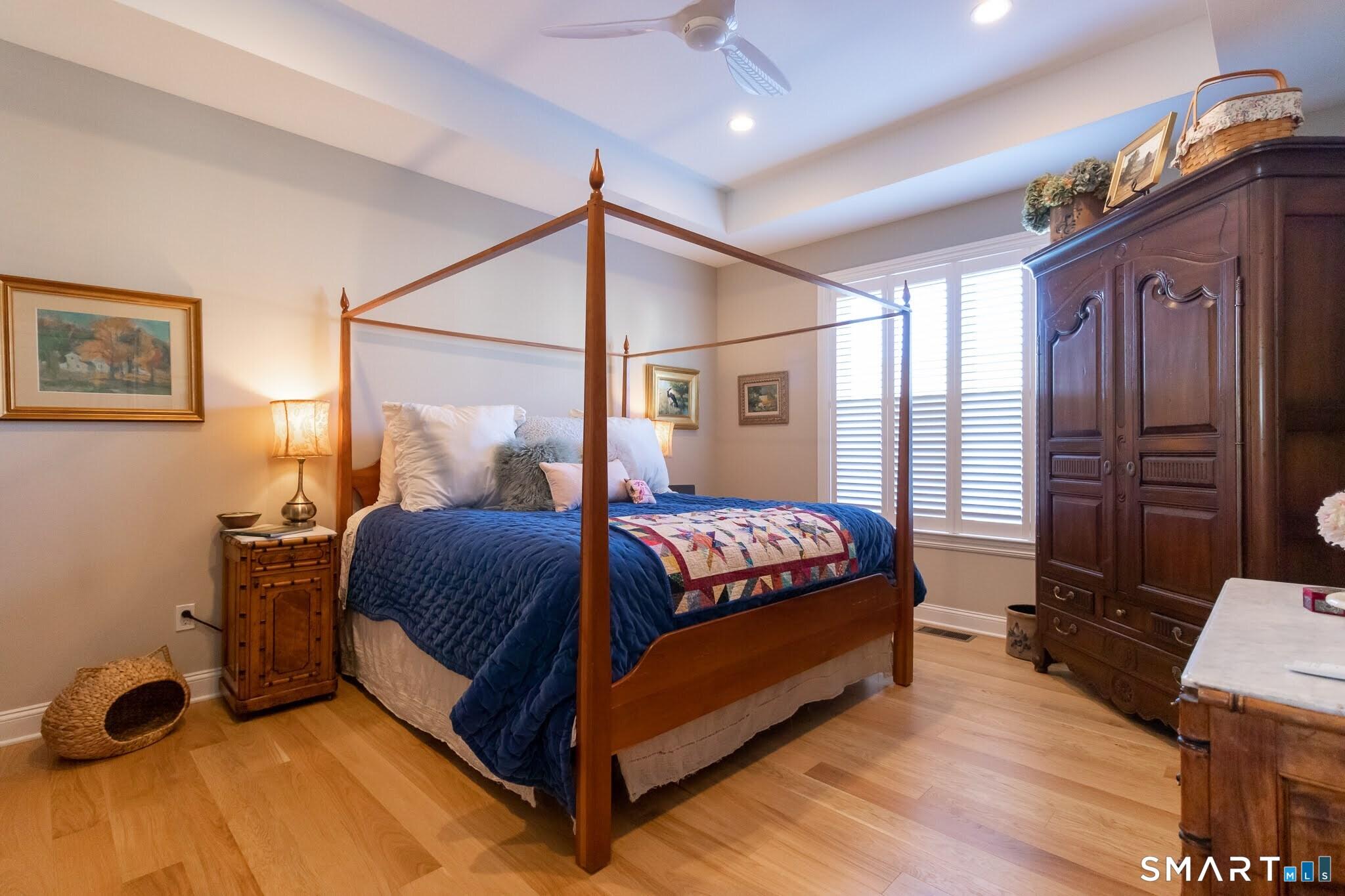 Cheshire, Connecticut, 06410, United States, 3 Bedrooms Bedrooms, ,3 BathroomsBathrooms,Residential,For Sale,2005318