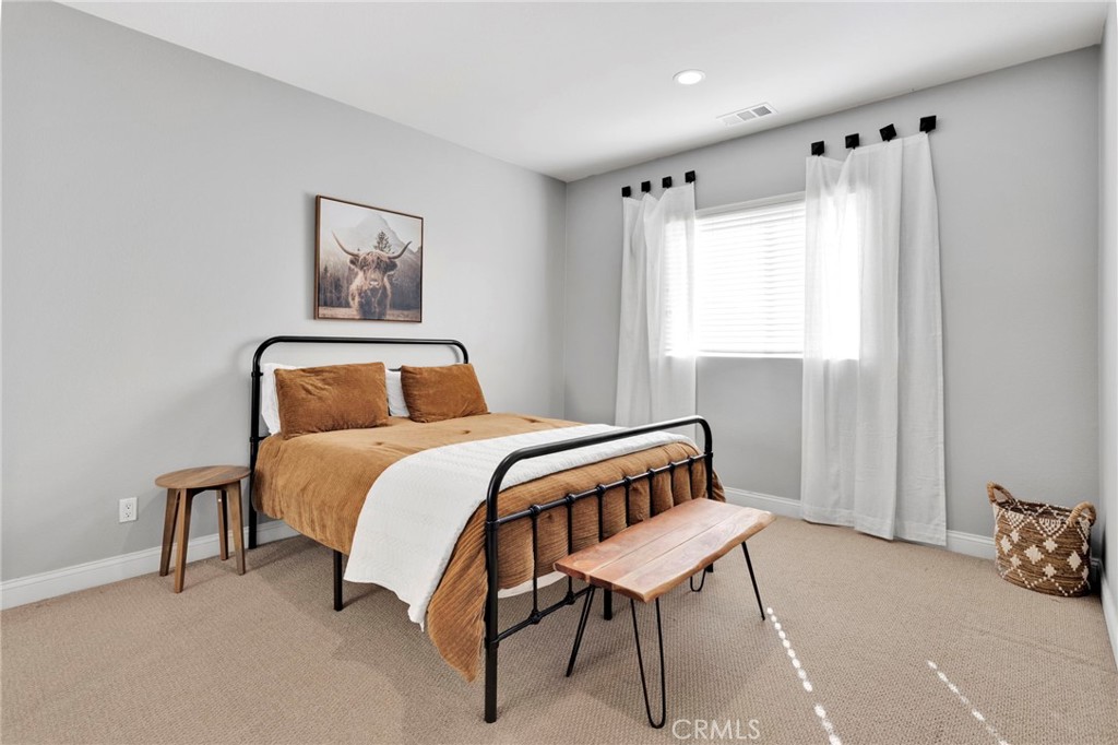 Hesperia, California, 92344, United States, 5 Bedrooms Bedrooms, ,4 BathroomsBathrooms,Residential,For Sale,2010754