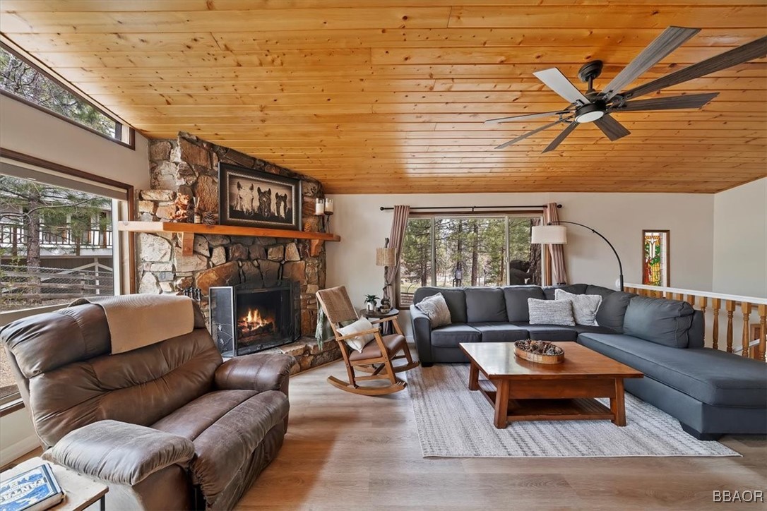 Big Bear Lake, California, 92315, United States, 4 Bedrooms Bedrooms, ,3 BathroomsBathrooms,Residential,For Sale,1827094
