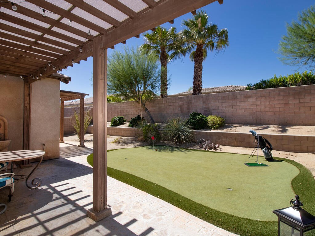 Palm Springs, California, 92262, United States, 3 Bedrooms Bedrooms, ,2 BathroomsBathrooms,Residential,For Sale,1976456