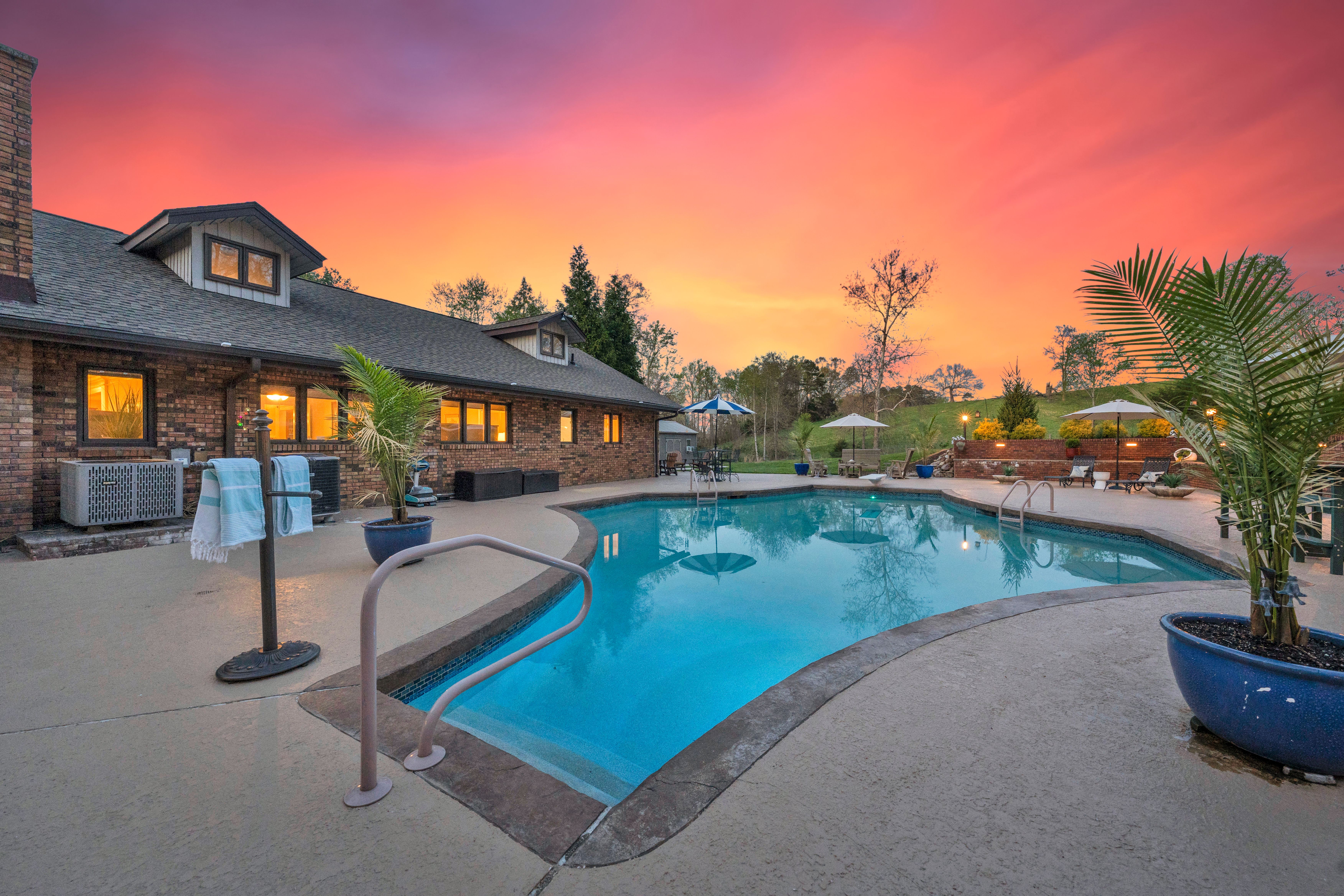  4953 Weaver Pike, Bluff City, TN 37618 - 物件實景