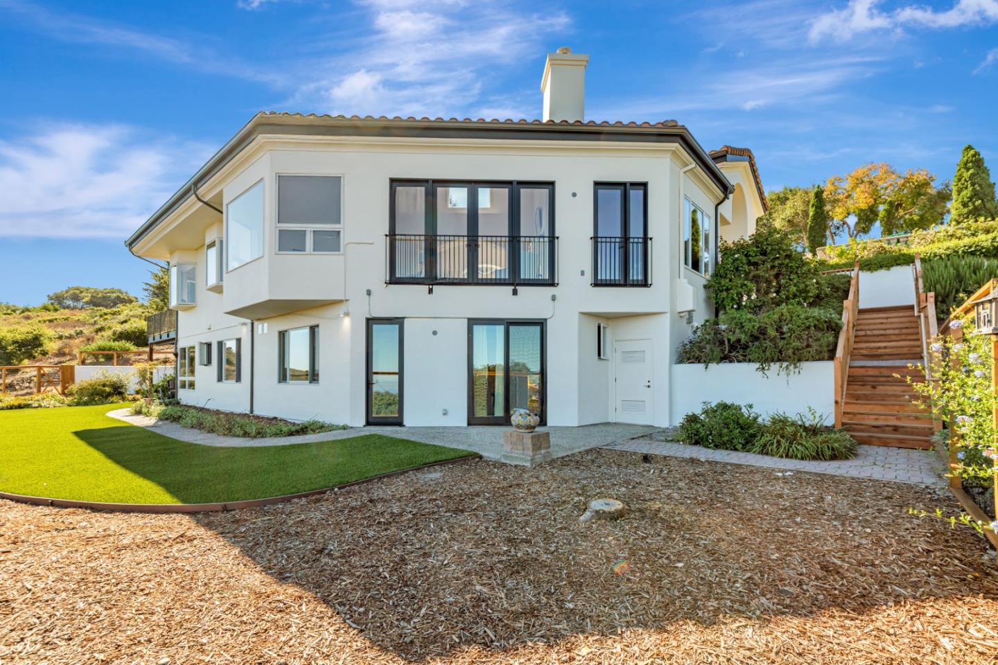 Monterey, California, 93940, United States, 4 Bedrooms Bedrooms, ,5 BathroomsBathrooms,Residential,For Sale,1927415