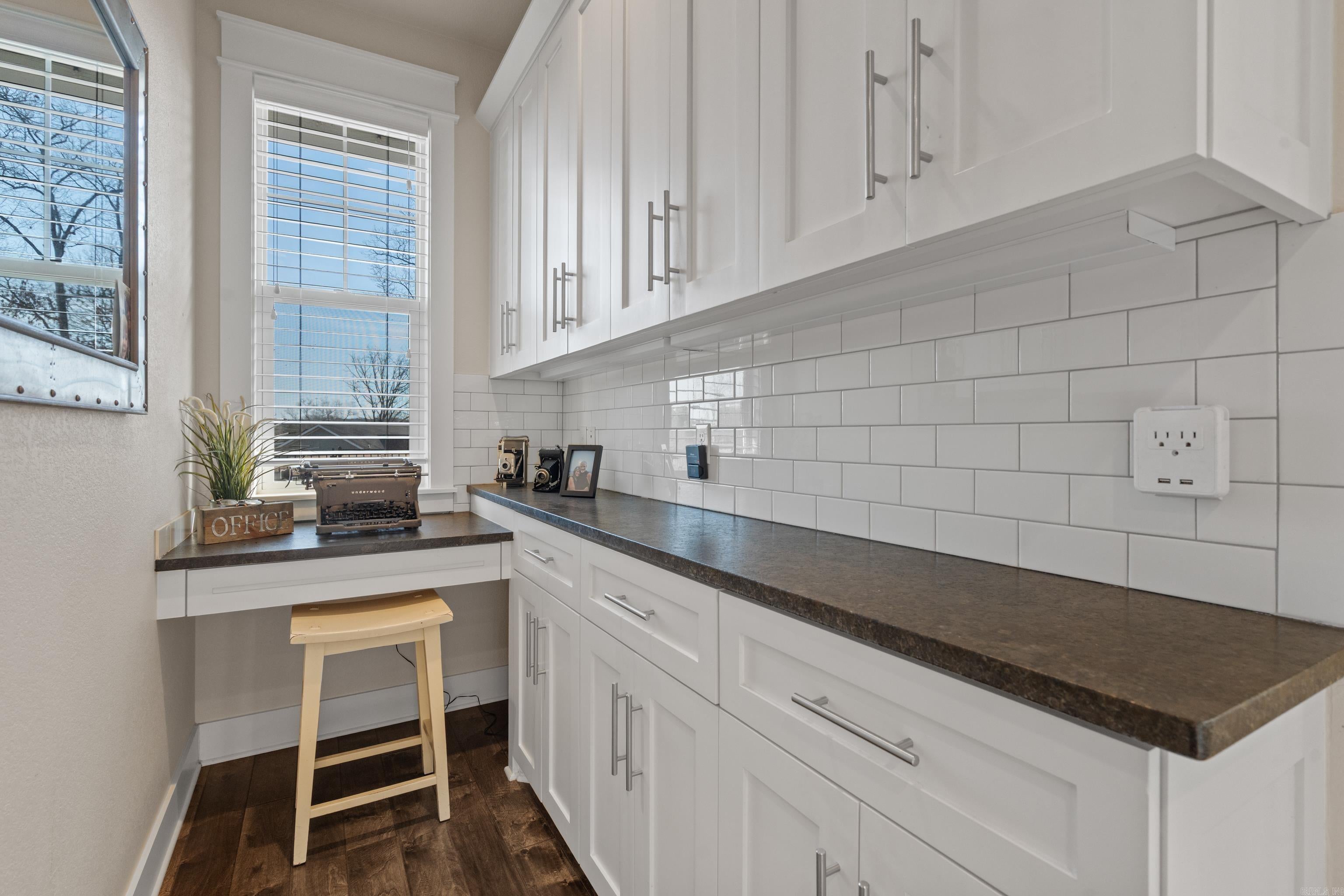 Hot Springs, Arkansas, 71913, United States, 4 Bedrooms Bedrooms, ,4 BathroomsBathrooms,Residential,For Sale,2019314