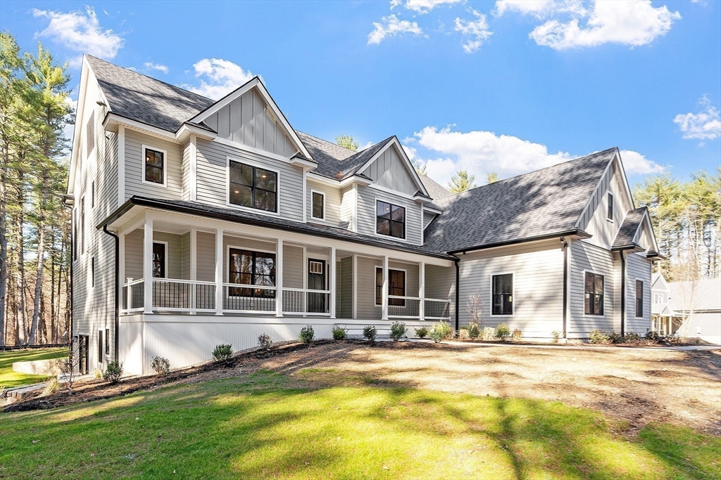 Carlisle, Massachusetts, 01741, United States, 5 Bedrooms Bedrooms, ,6 BathroomsBathrooms,Residential,For Sale,1792781
