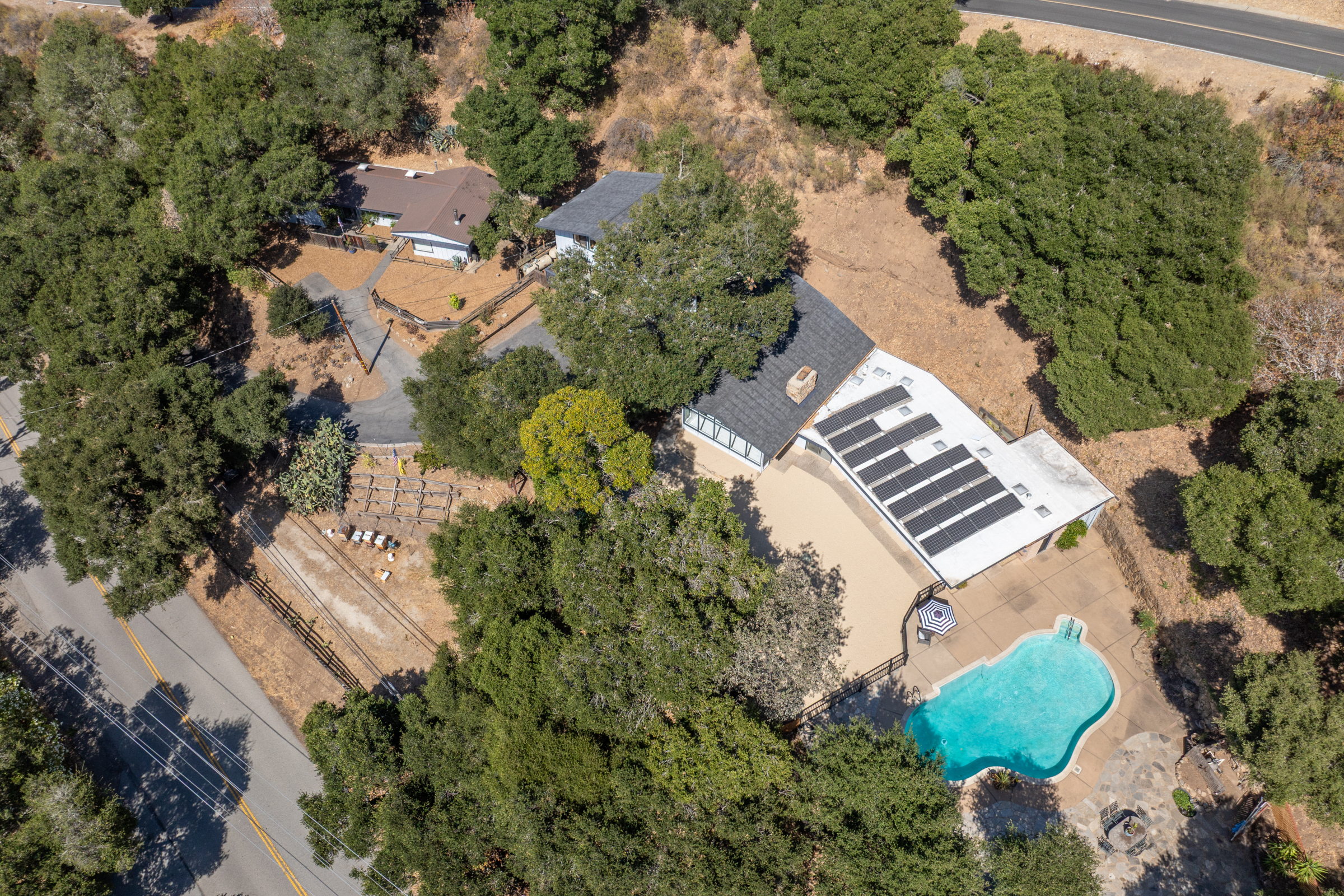  160 East Carmel Valley Road - 物件實景