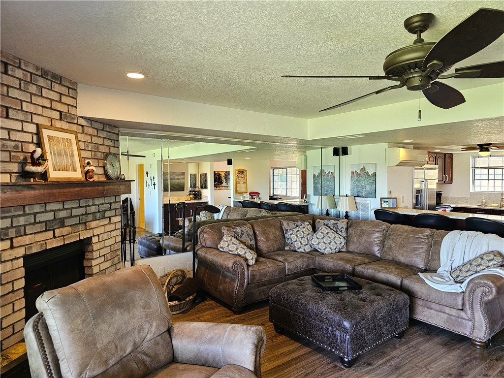 Lake Havasu, Arizona, 86403, United States, 2 Bedrooms Bedrooms, ,2 BathroomsBathrooms,Residential,For Sale,2002226