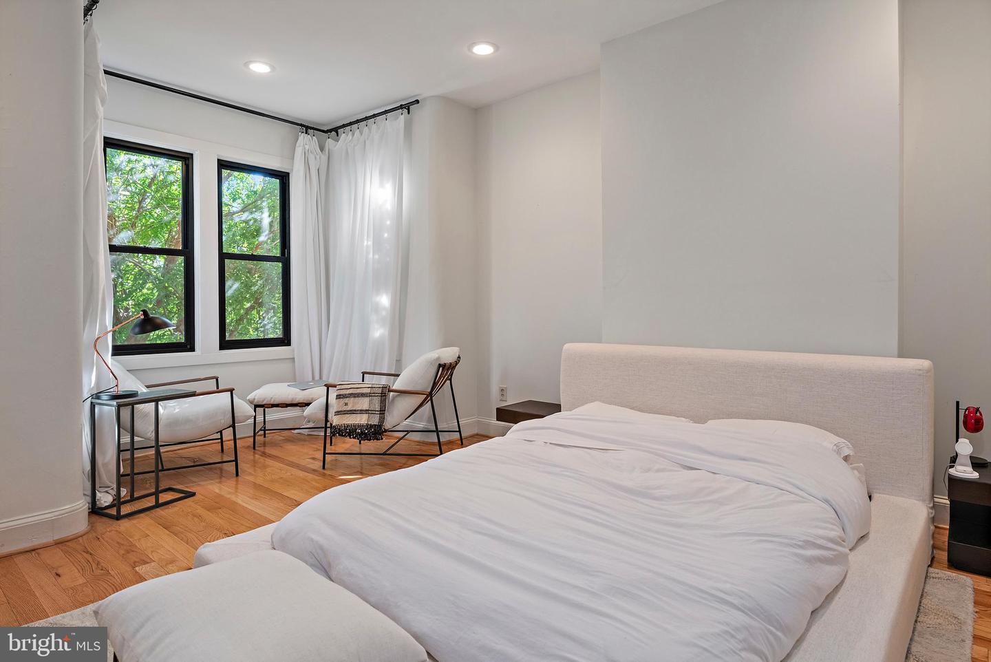 Washington, District of Columbia, 20001, United States, 4 Bedrooms Bedrooms, ,4 BathroomsBathrooms,Residential,For Sale,1988247