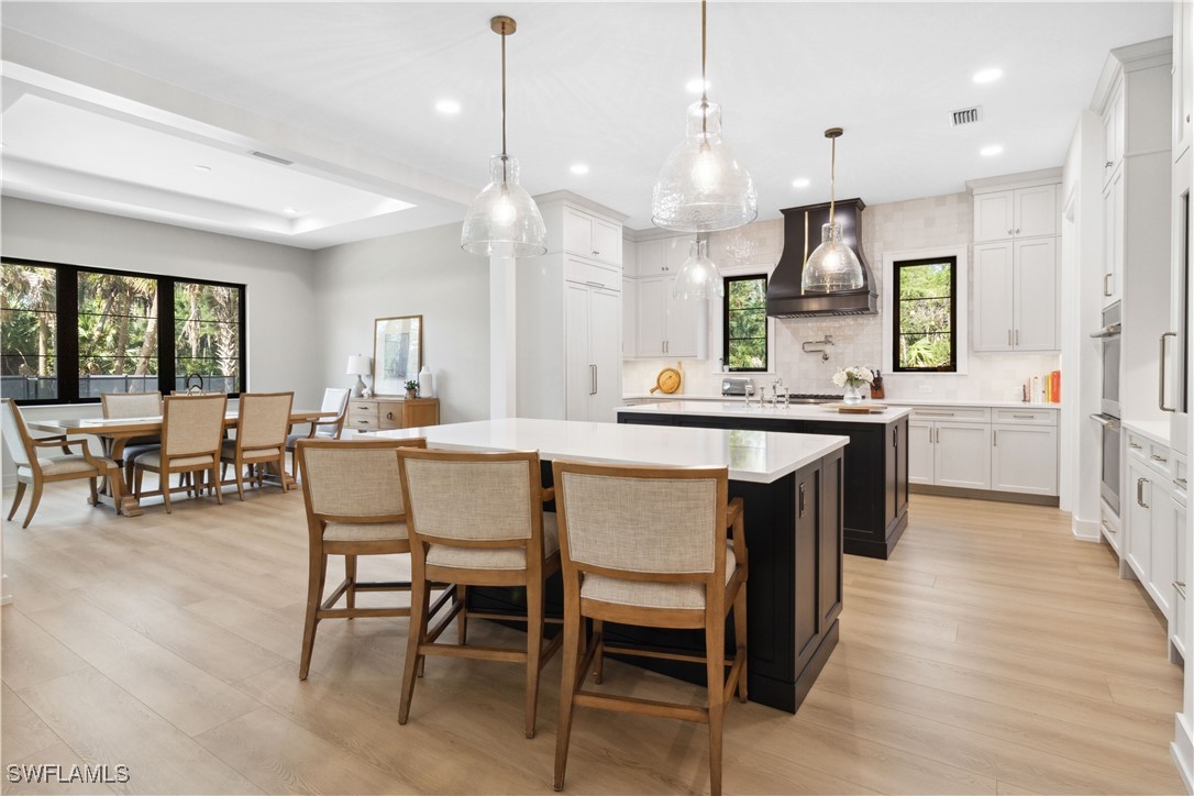 Naples, Florida, 34120, United States, 4 Bedrooms Bedrooms, ,6 BathroomsBathrooms,Residential,For Sale,1984444