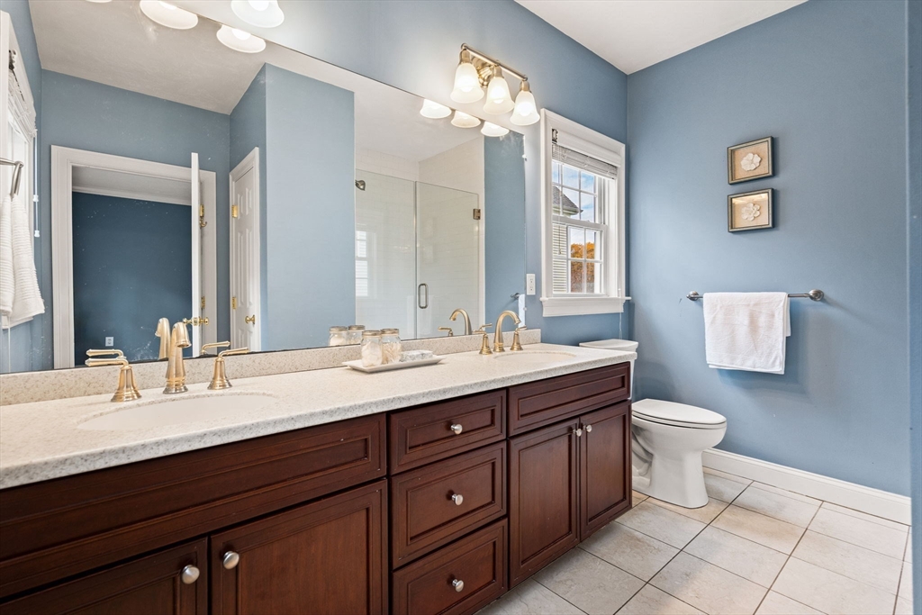 Groton, Massachusetts, 01450, United States, 3 Bedrooms Bedrooms, ,3 BathroomsBathrooms,Residential,For Sale,1988119