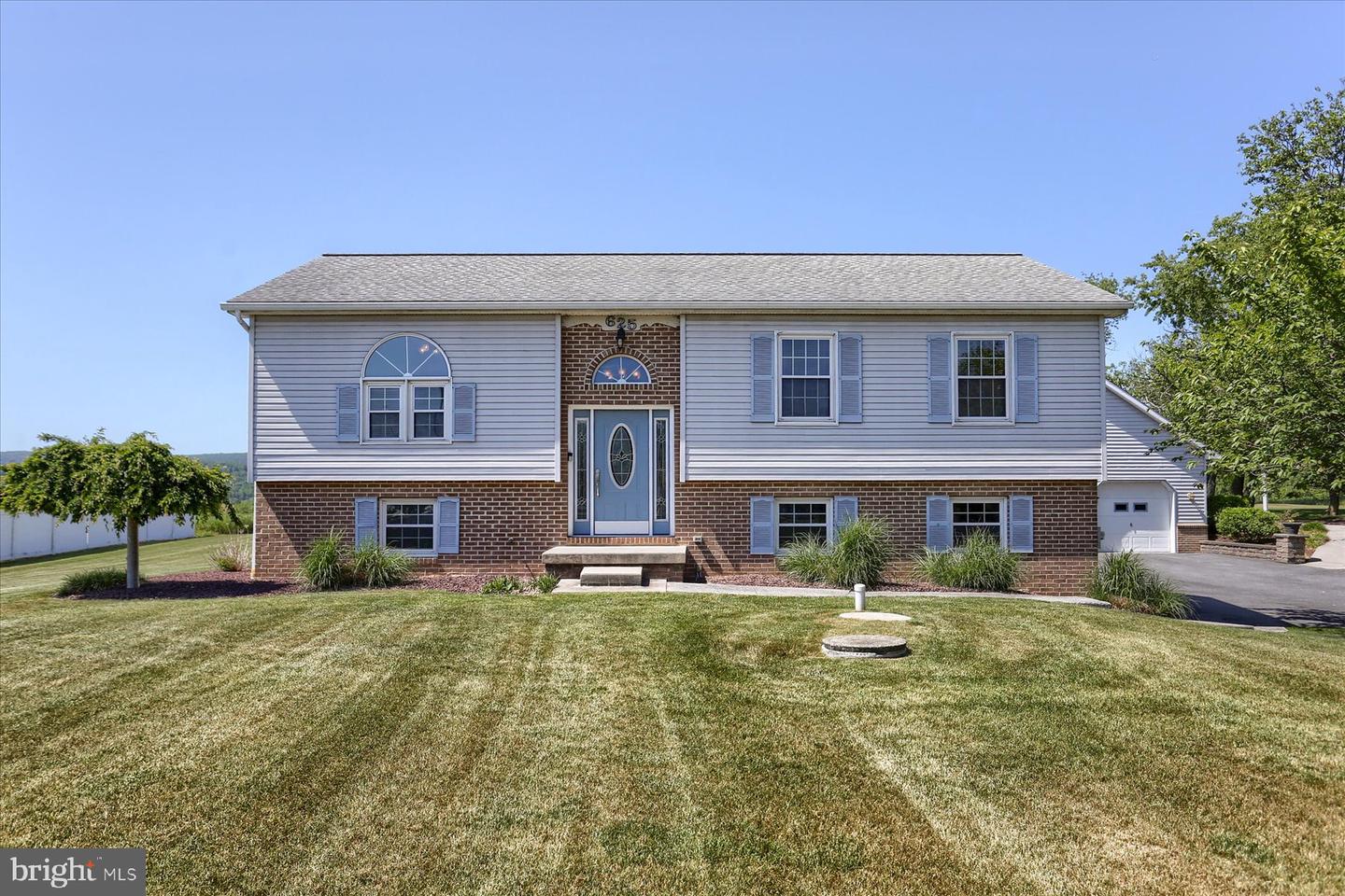 625 Brown Road, Myerstown, Pennsylvania, 17067, United States, ,Residential,For Sale,625 Brown Road,1412231
